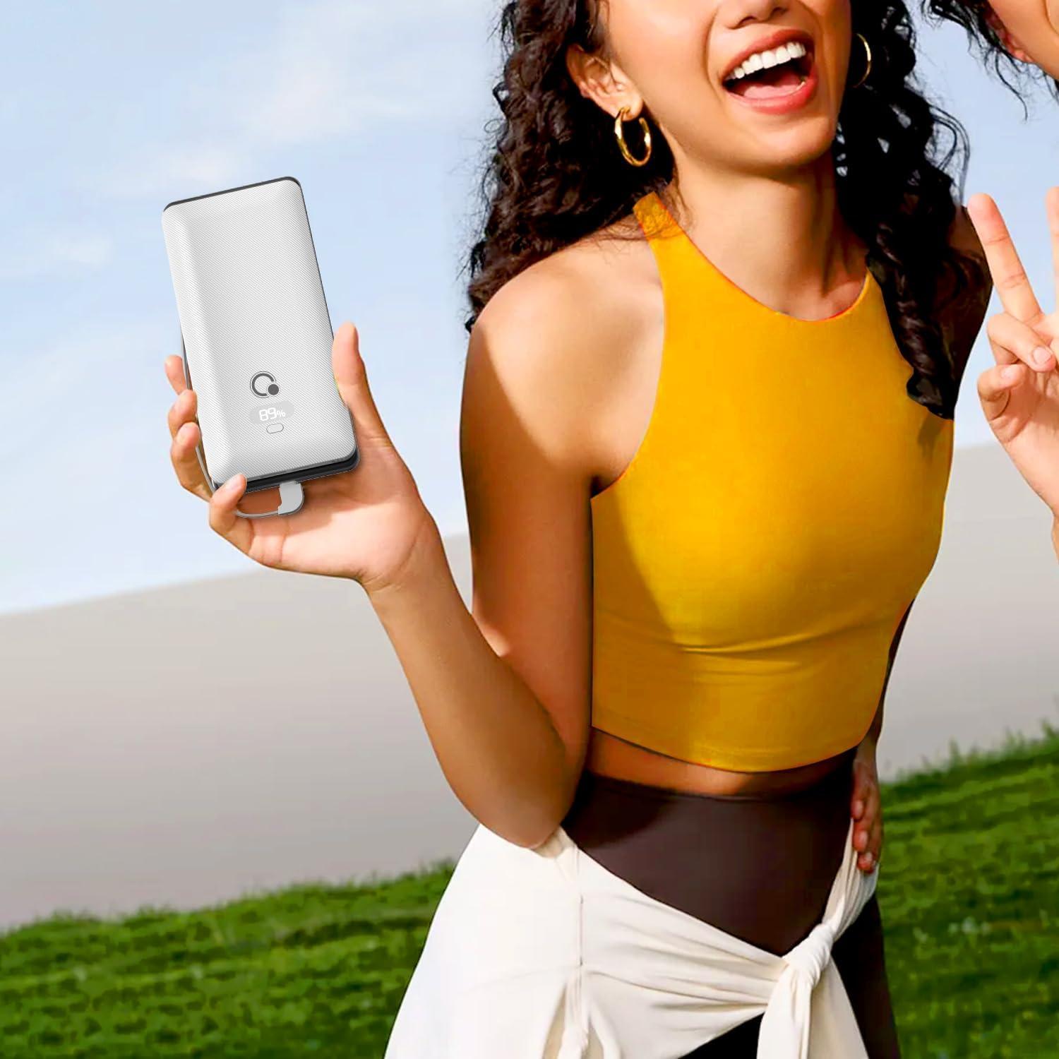 Cargador Portátil Brand Q 10000mAh con Enchufe AC y Carga Rápida