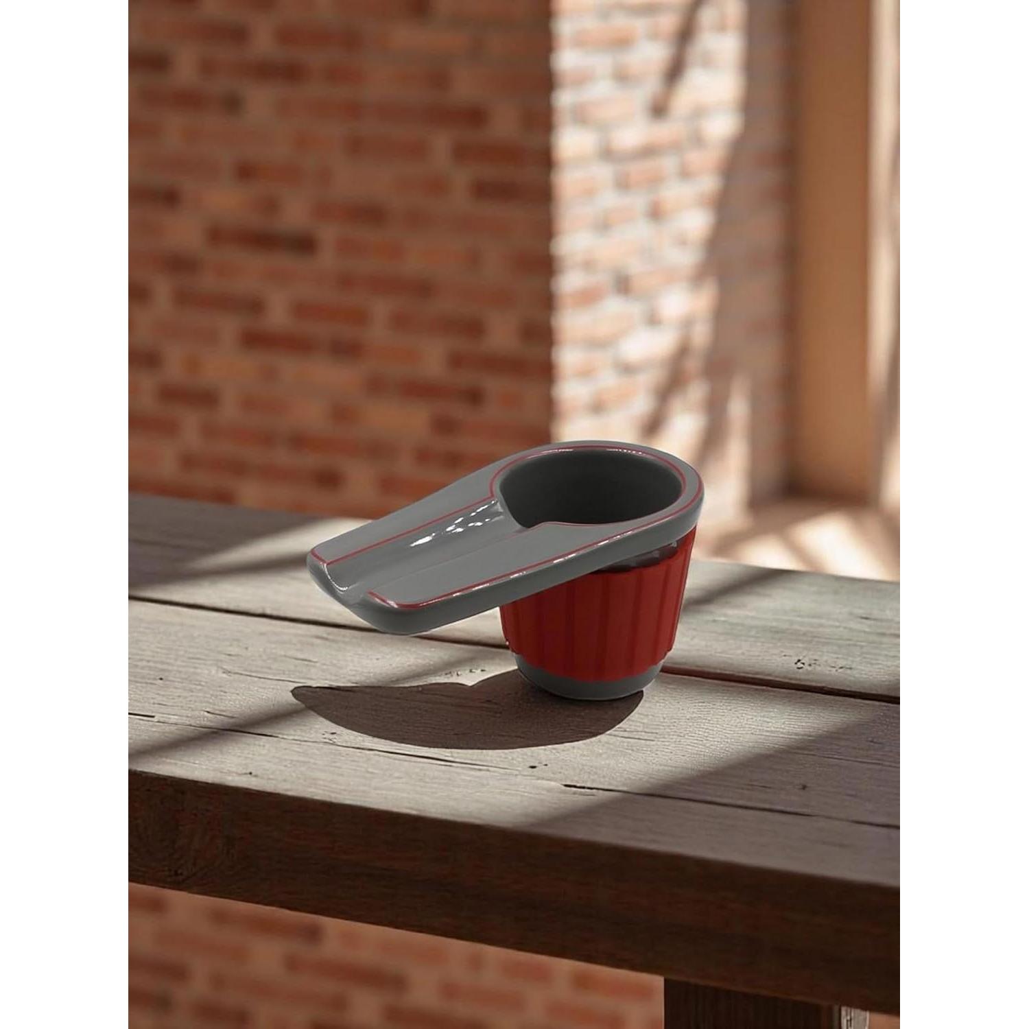 Cenicero de Cigarros Cerámica F.e.s.s. SleekGrip 20.32x13.97 cm