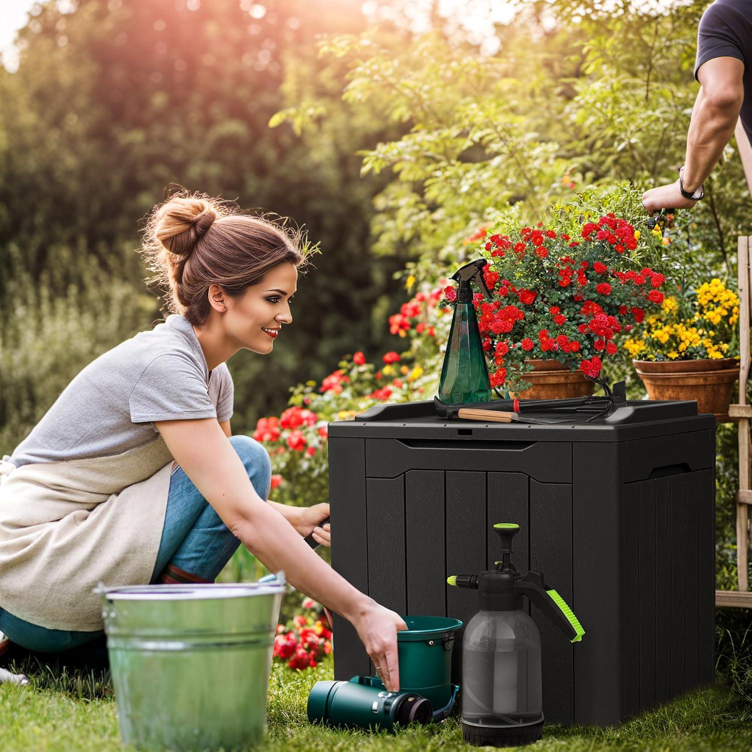 Caja de Almacenamiento Impermeable Devoko 31 Galones Negra