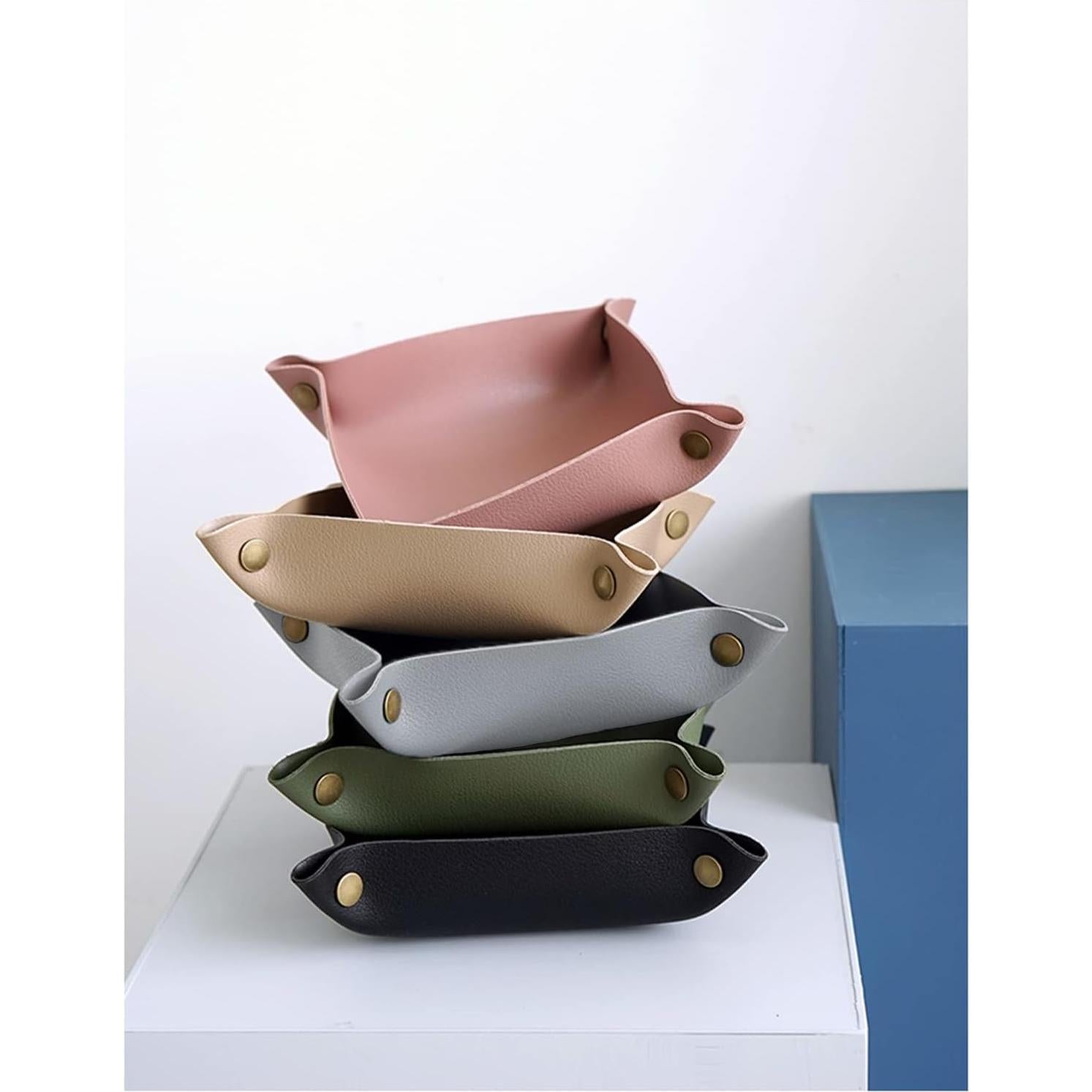 Bandeja de Valet Banugo de Cuero PU Plegable Negra 20x20cm