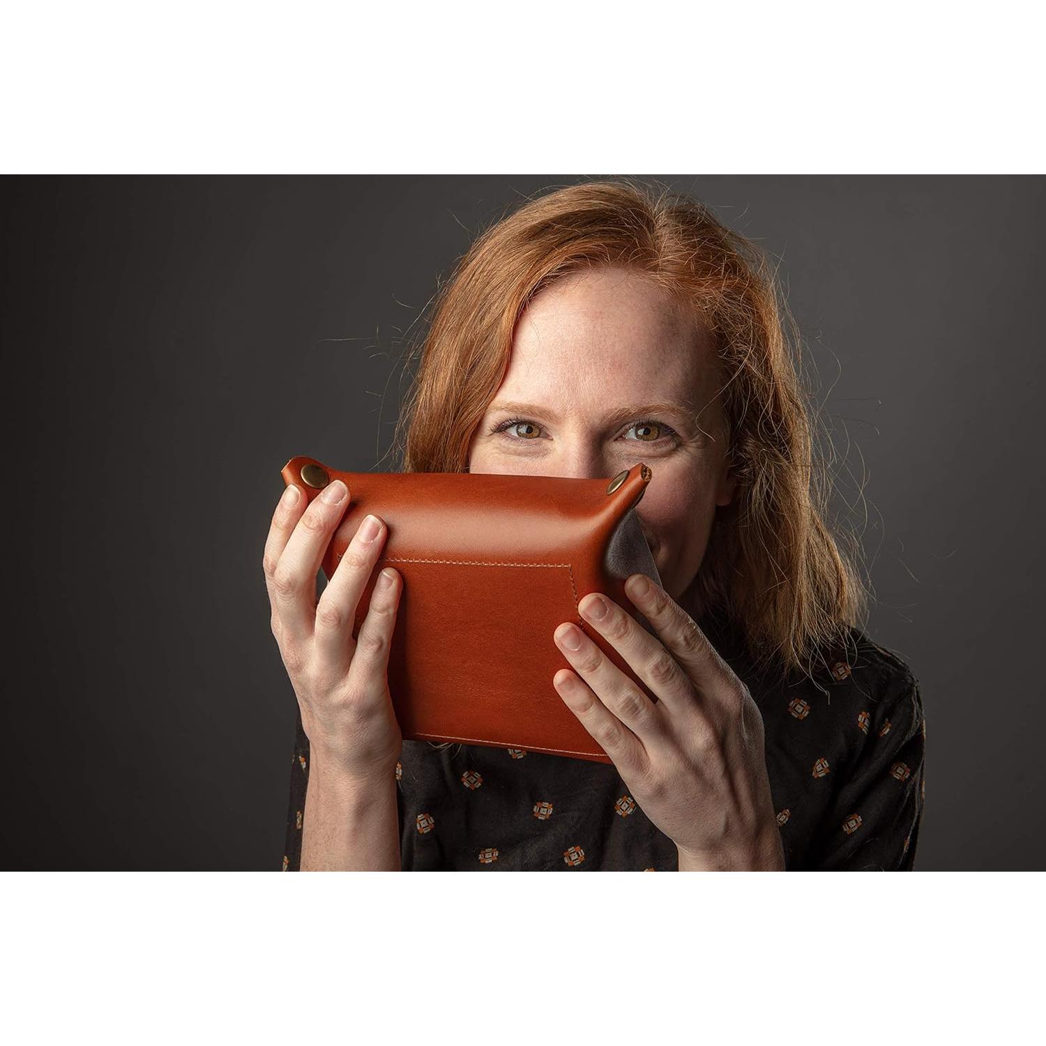 Bandeja de Cuero Premium The Tulip Tree 12.7x12.7cm Castaño