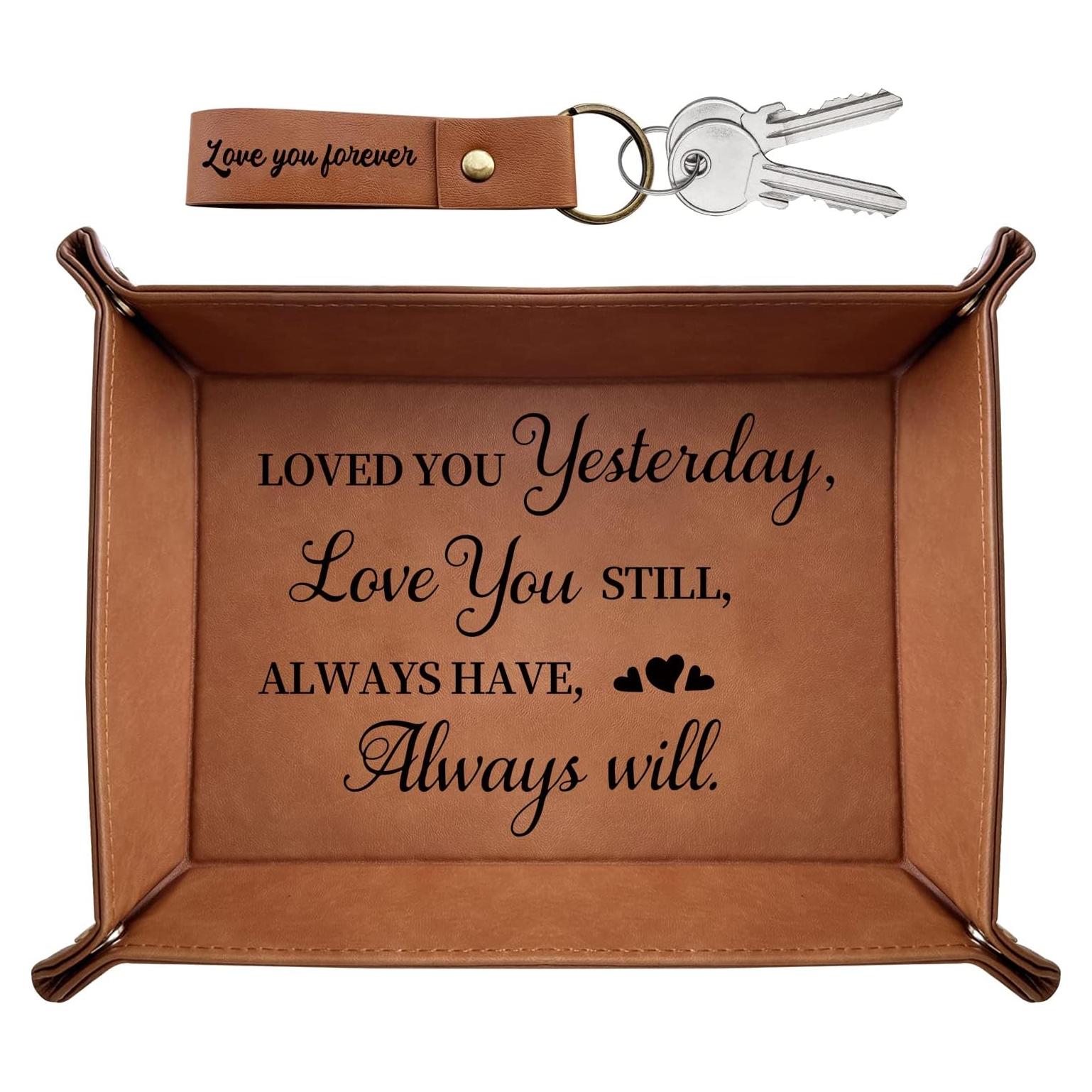 Bandeja Catchall de Cuero XIKAINUO Grabada para Aniversario