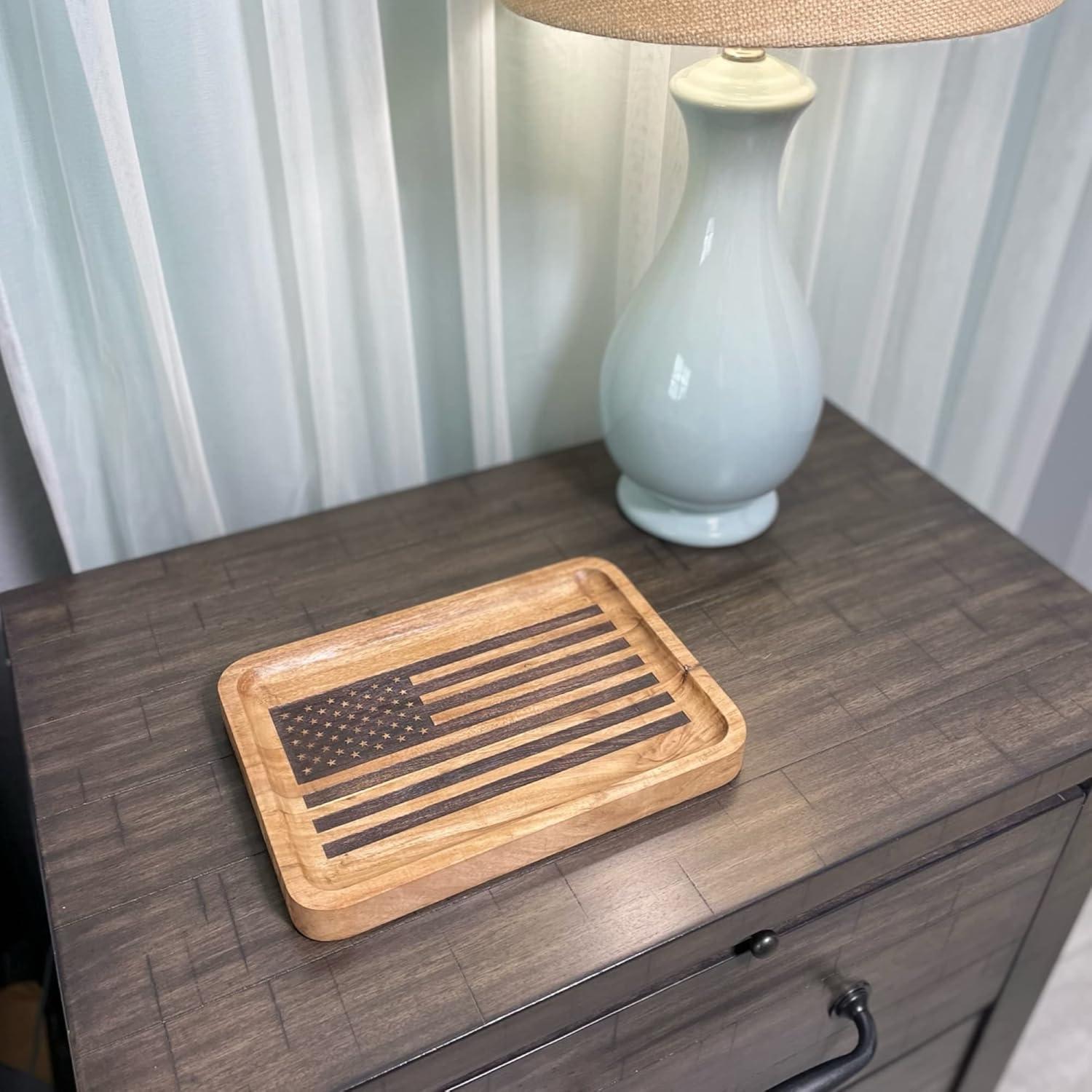 Bandeja de Valet Guard The Line con Bandera Americana 27.9x19.7 cm