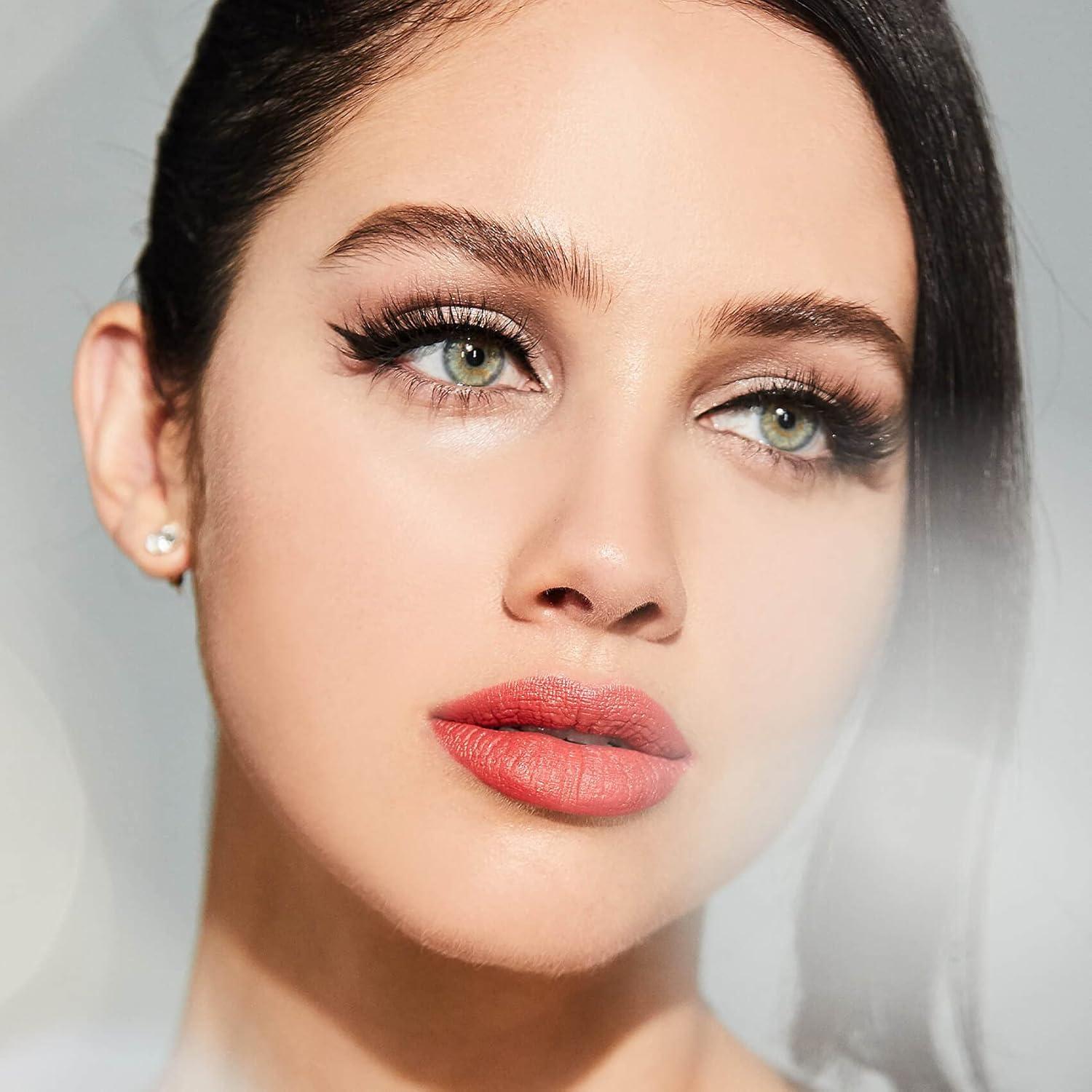 Pestañas Magnéticas KISS Atractivo de Multitudes 1 Par Negro