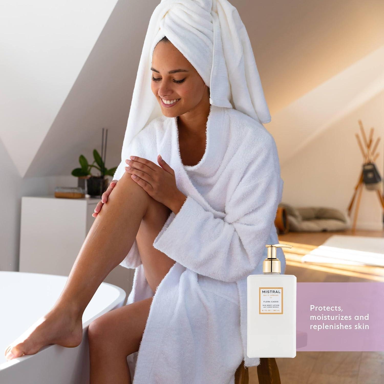 Loción Corporal Hidratante Mistral Flora Cassis 257 ml