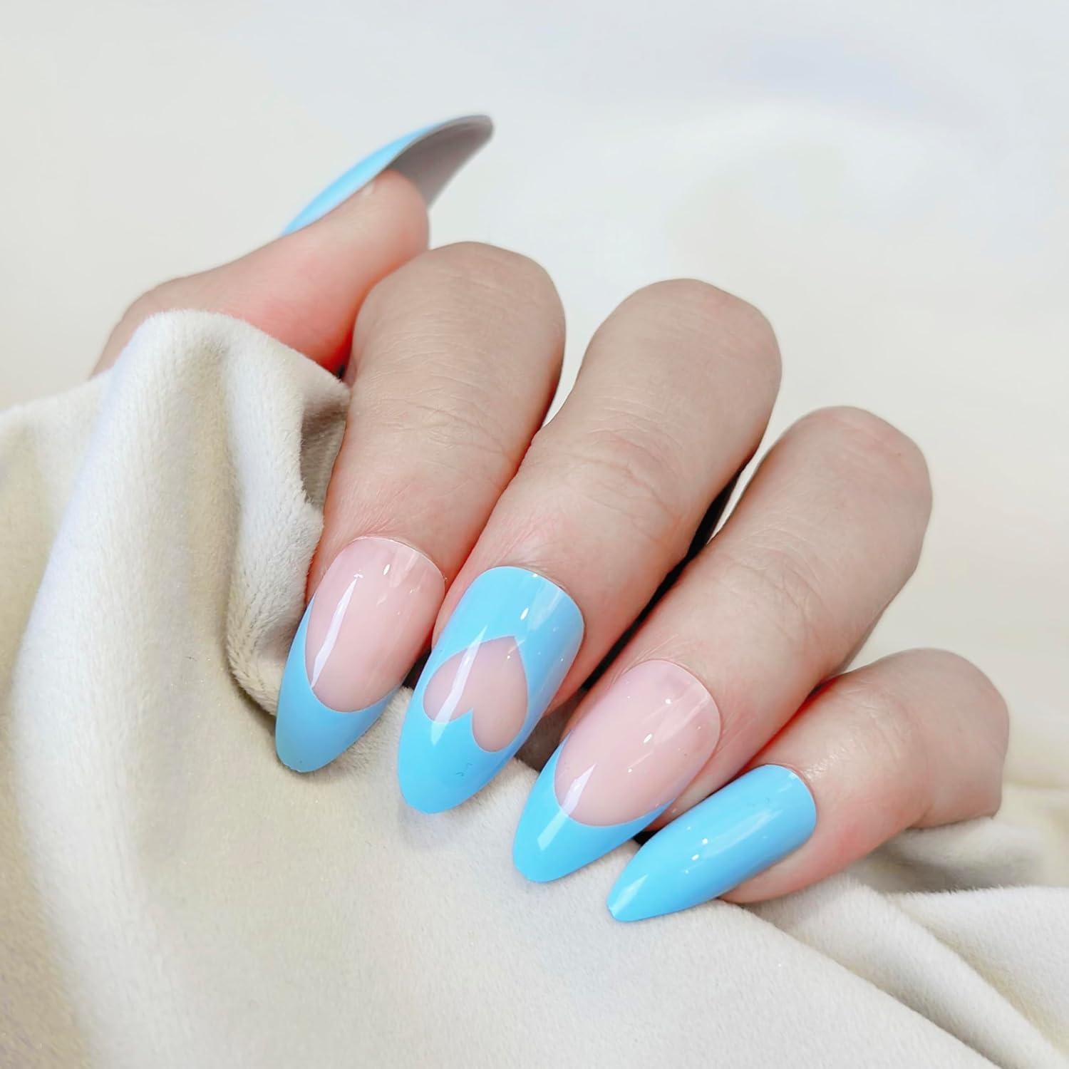 Uñas Postizas Almendra Azul Francés Fantastic Lady 24 Piezas