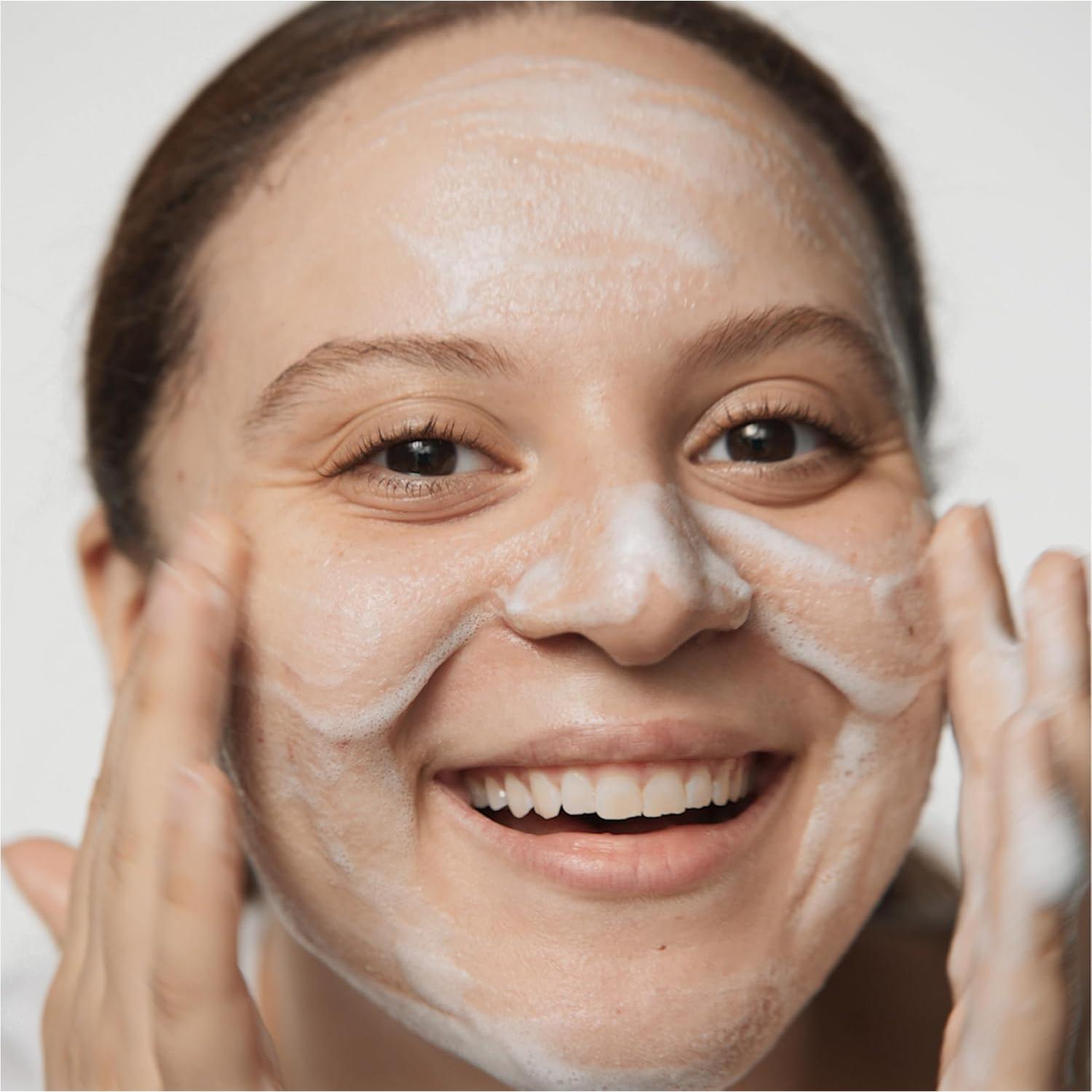 Limpiador Espumoso Clinique Acne Solutions 50 ml - Piel Seca a Grasa