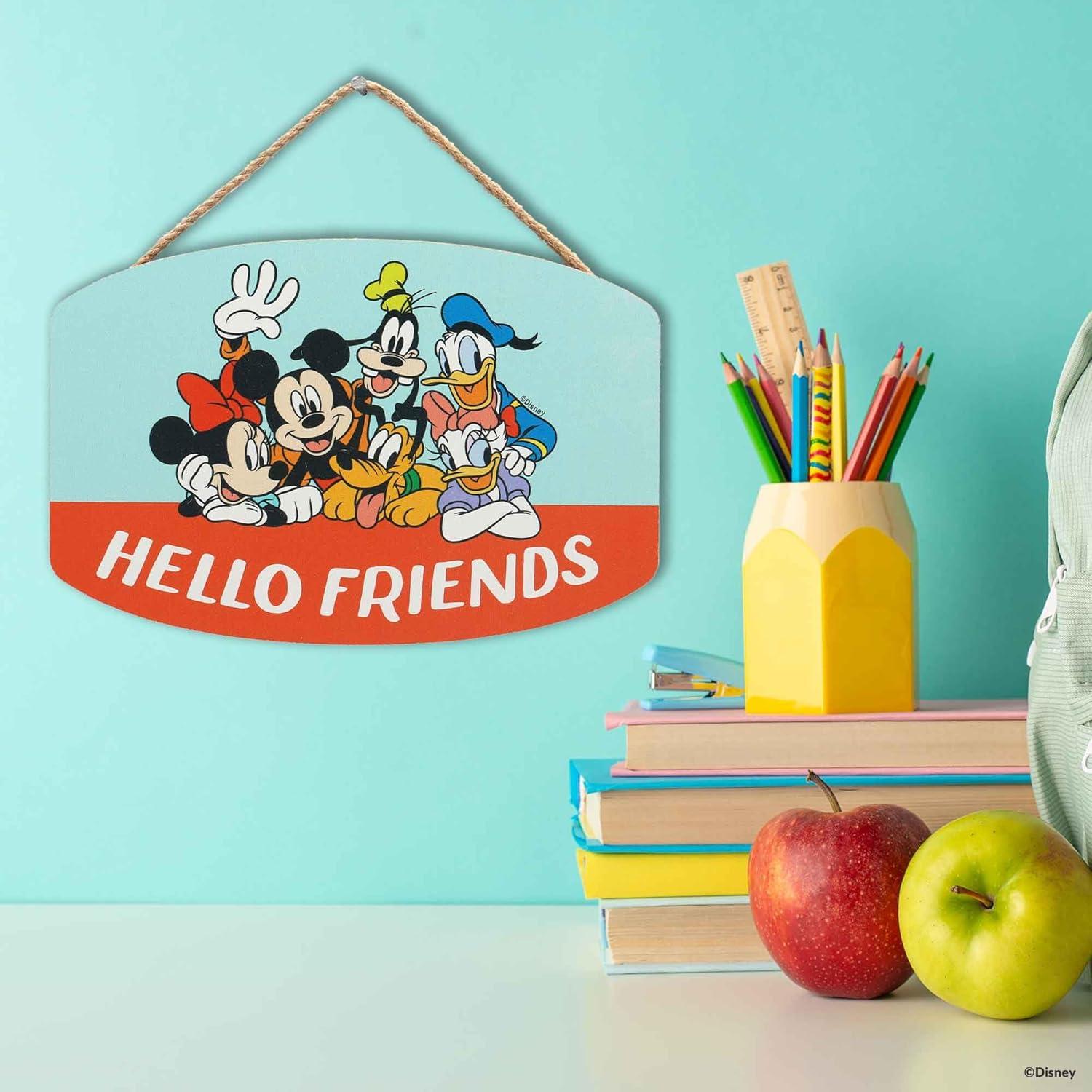Cartel Decorativo Mickey Mouse Hola Amigos - Open Road Brands
