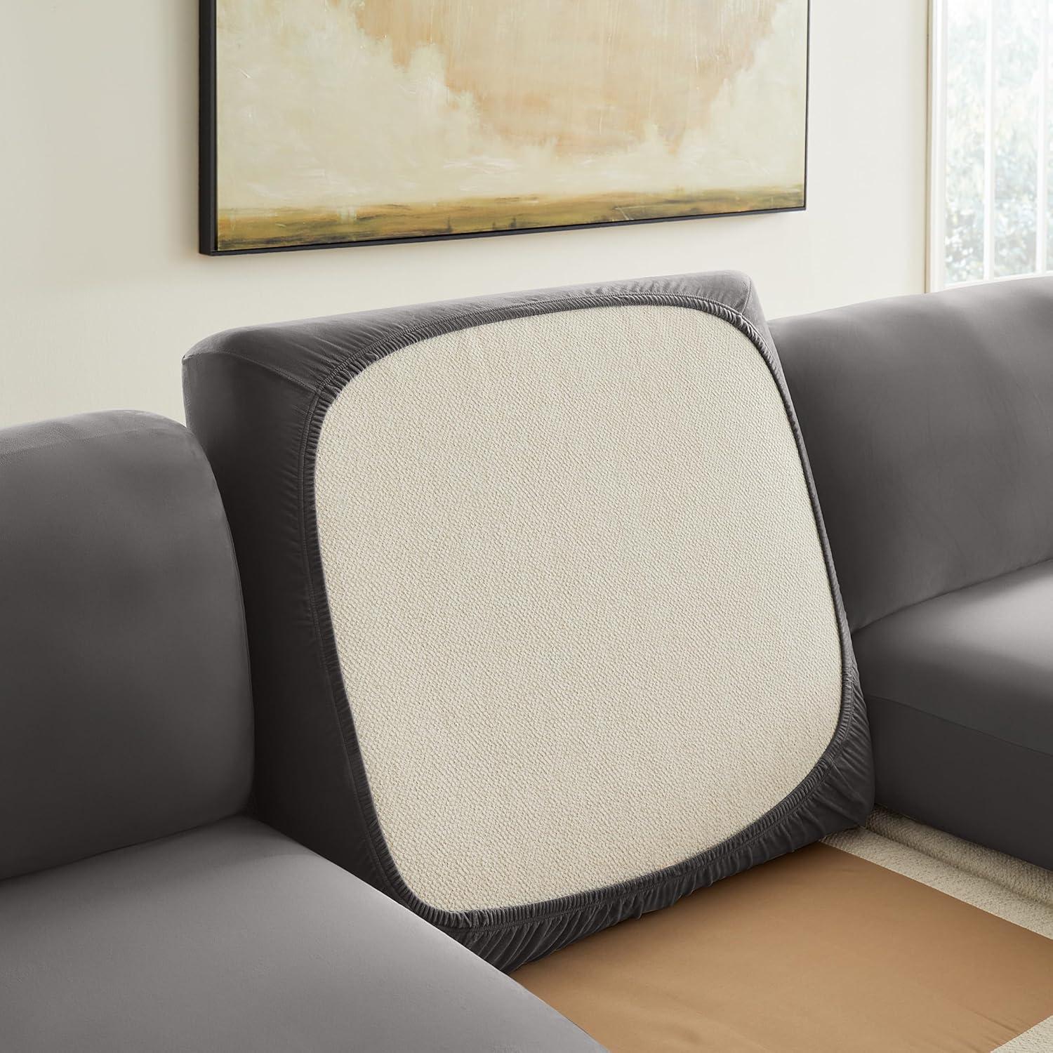 Funda de sofá SureFit Hampstead de terciopelo elástico 203x122 cm