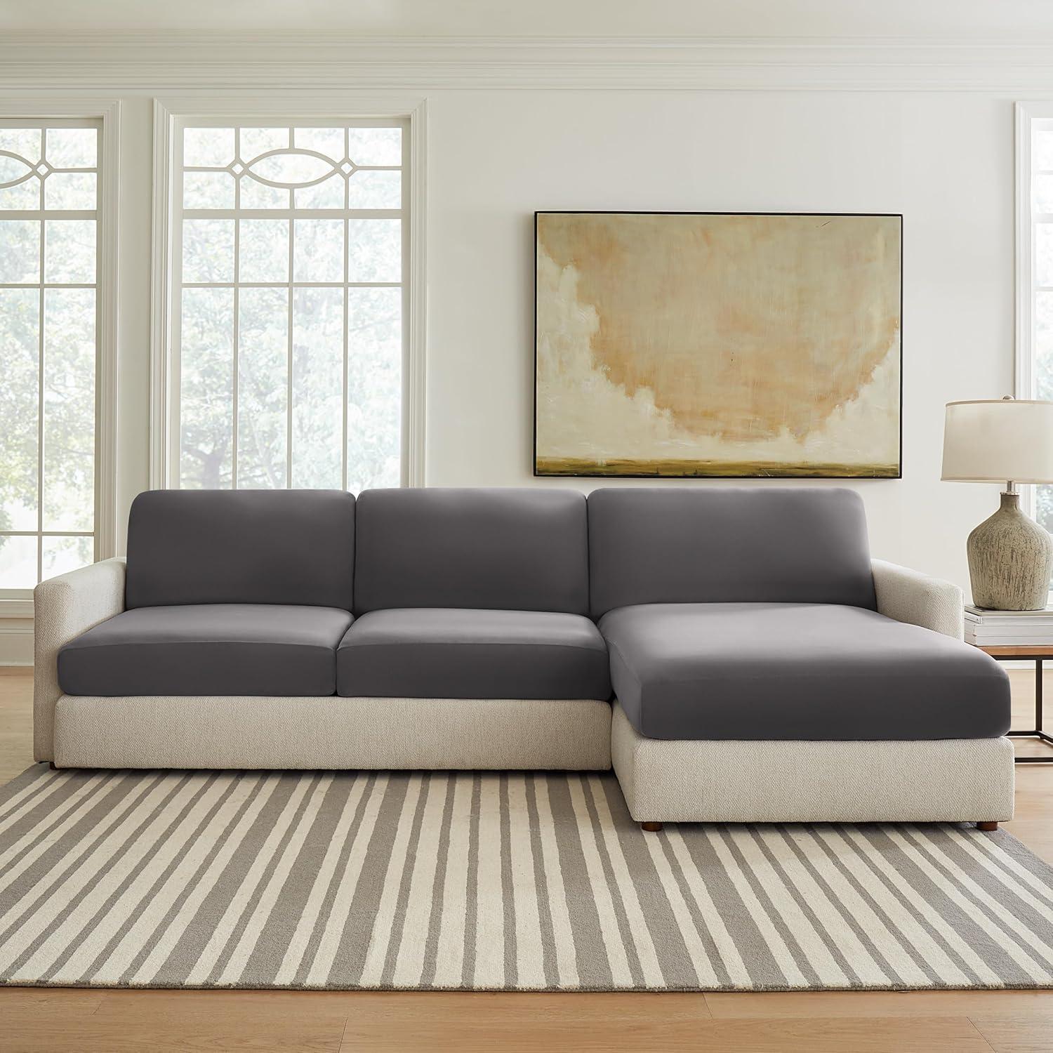 Funda de sofá SureFit Hampstead de terciopelo elástico 203x122 cm