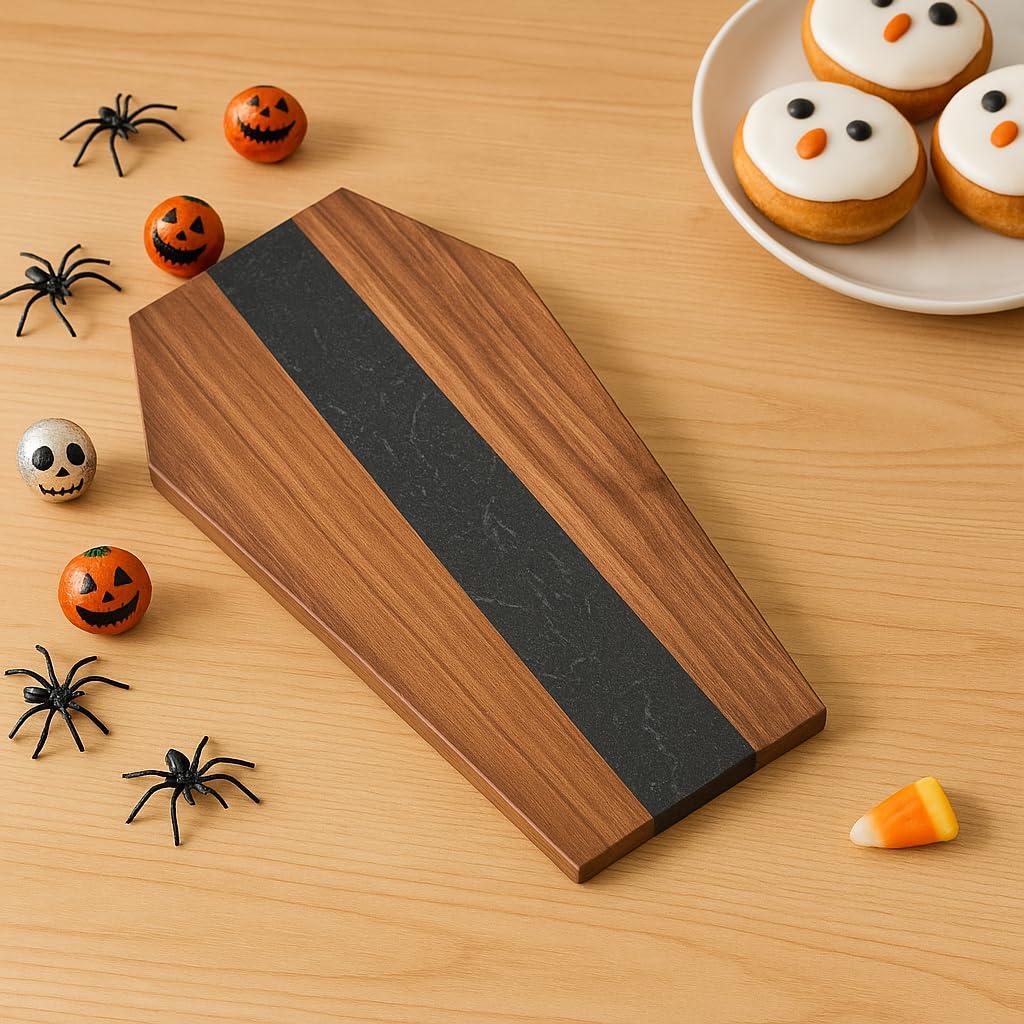 Tabla de Charcutería Gótica en Forma de Ataúd - 36.4x23.2cm