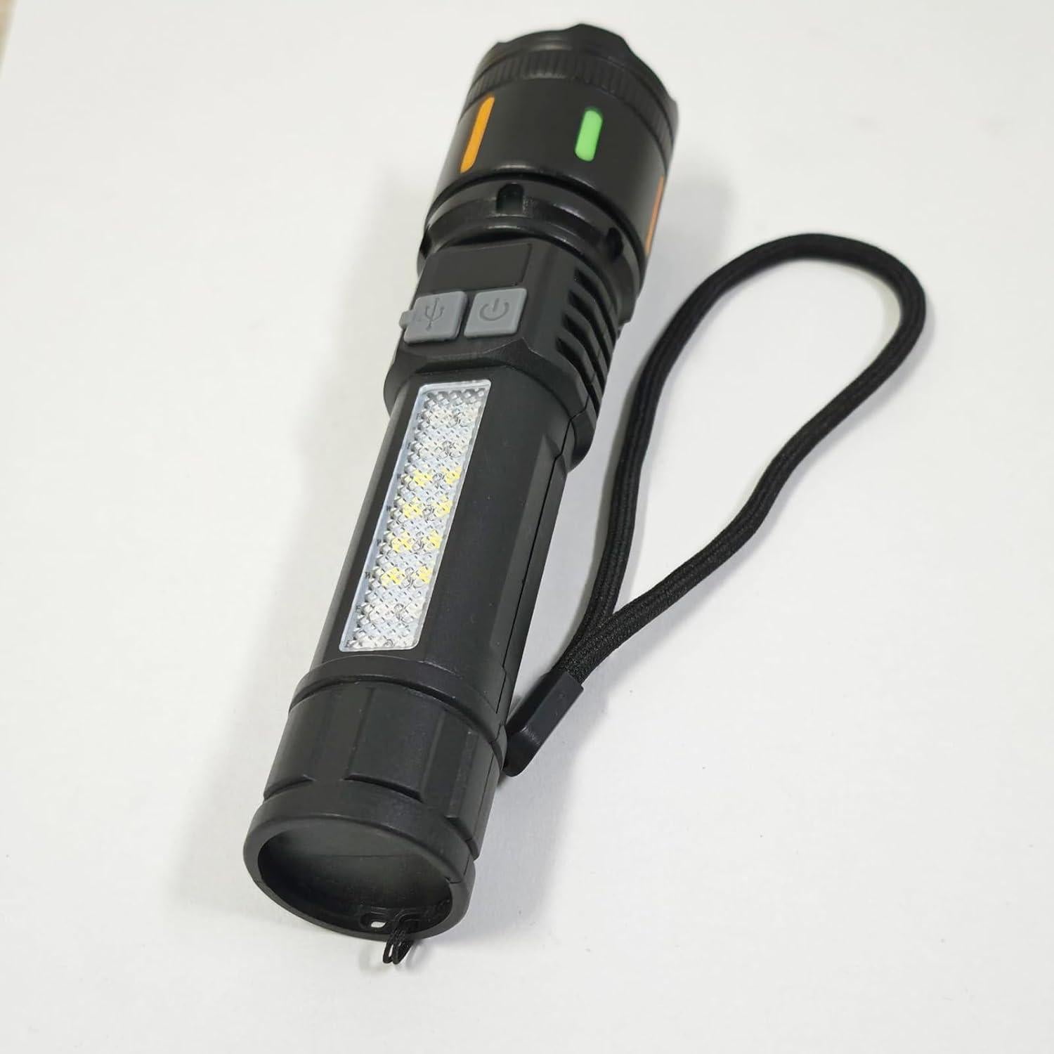Linterna LED Recargable Peascat P1 5 Modos Impermeable