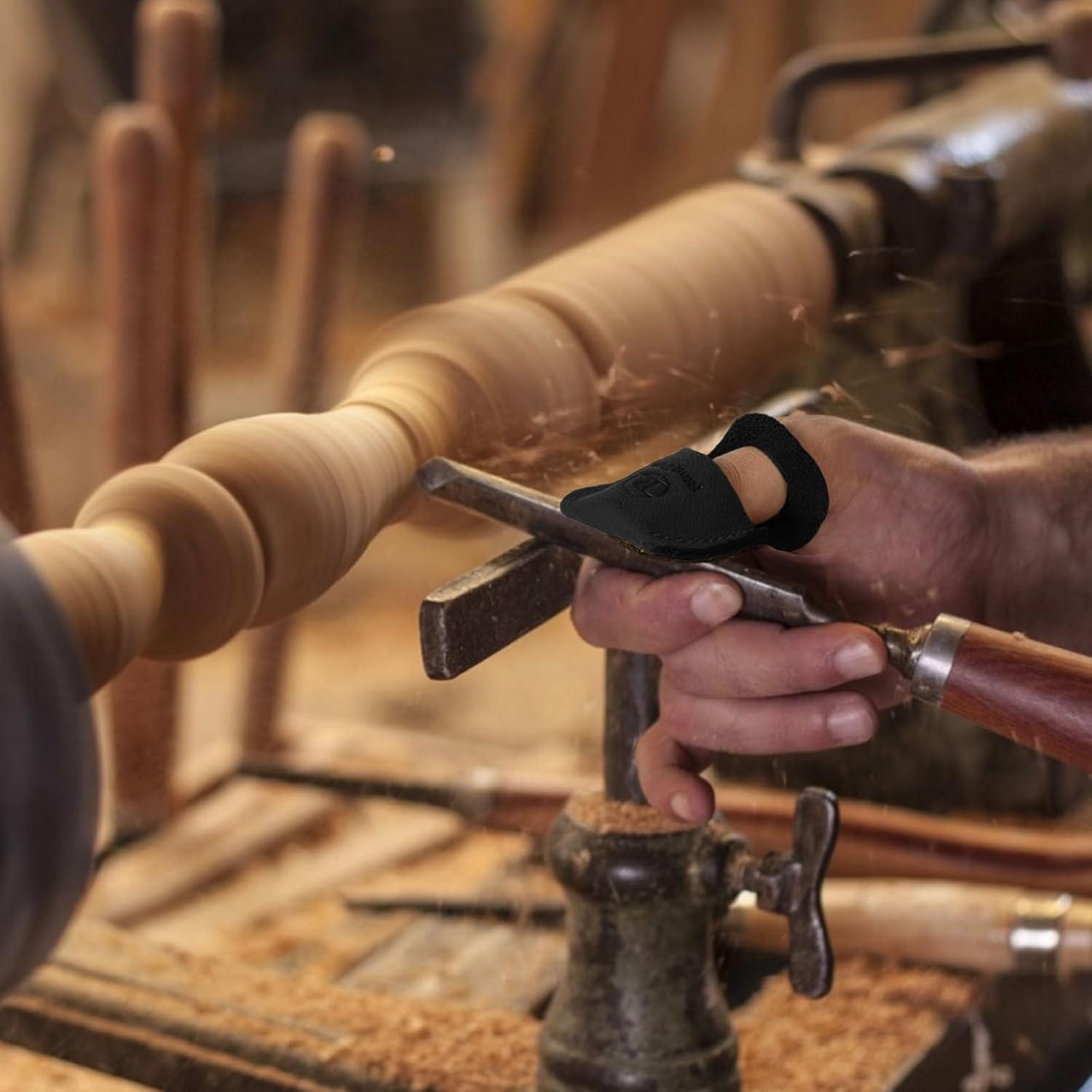 Protector de Pulgar RingSun de Cuero para Tallado en Madera