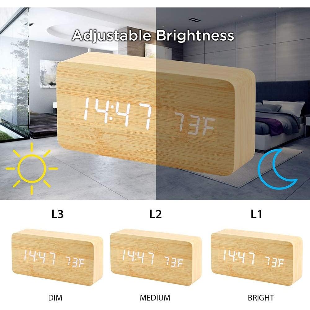 Reloj Despertador Digital OCT17 de Madera Bambú con USB