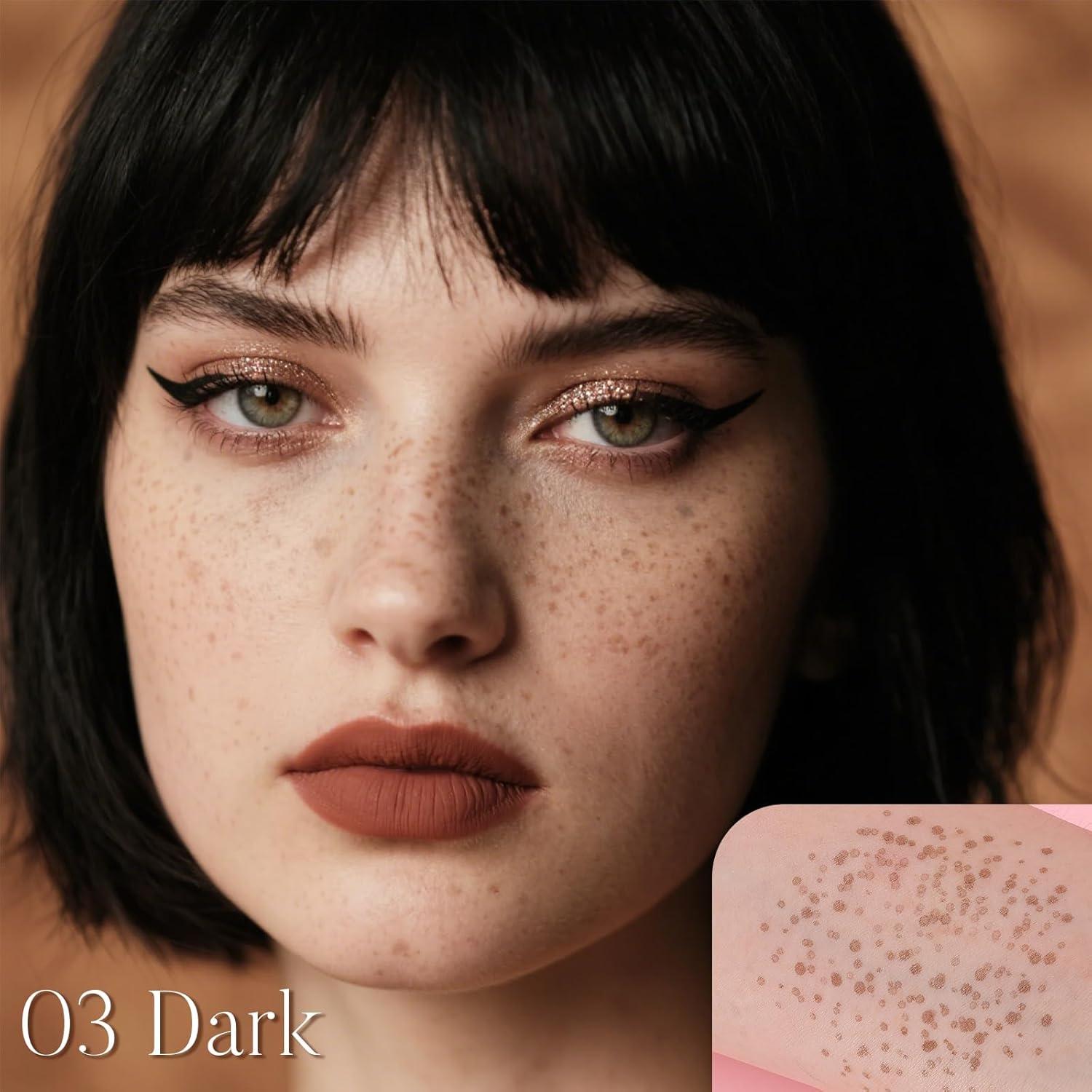 Lápiz de Maquillaje 2 en 1 DAGEDA: Sello de Pecas y Eyeliner Negro