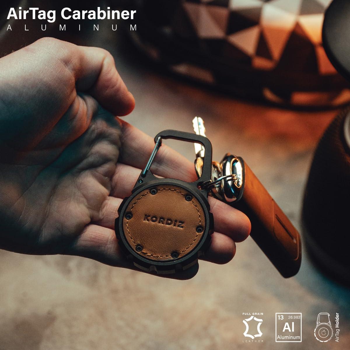 Soporte Mosquetón KORDIZ para AirTag - Aluminio y Cuero Negro
