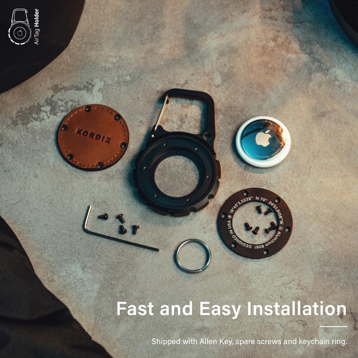 Soporte Mosquetón KORDIZ para AirTag - Aluminio y Cuero Negro