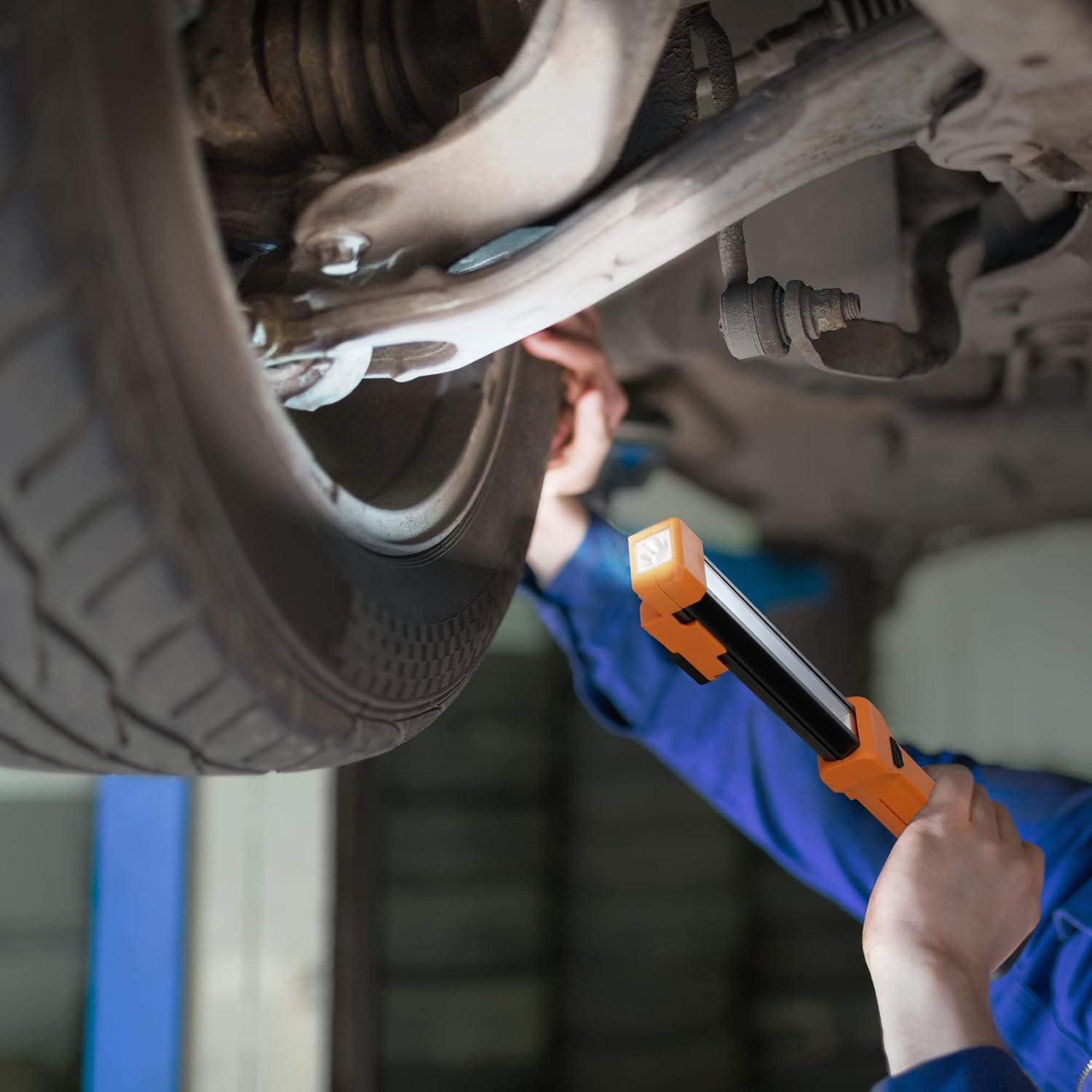 Luz de Trabajo LED EverBrite 1000LM Recargable 2 Pzas