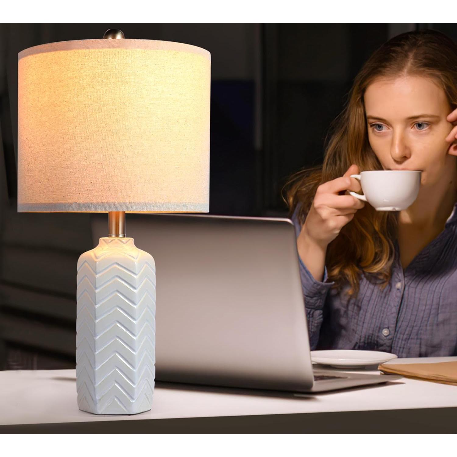 Lámpara de Mesa Cerámica WEITERS 22" Blanca Juego de 2