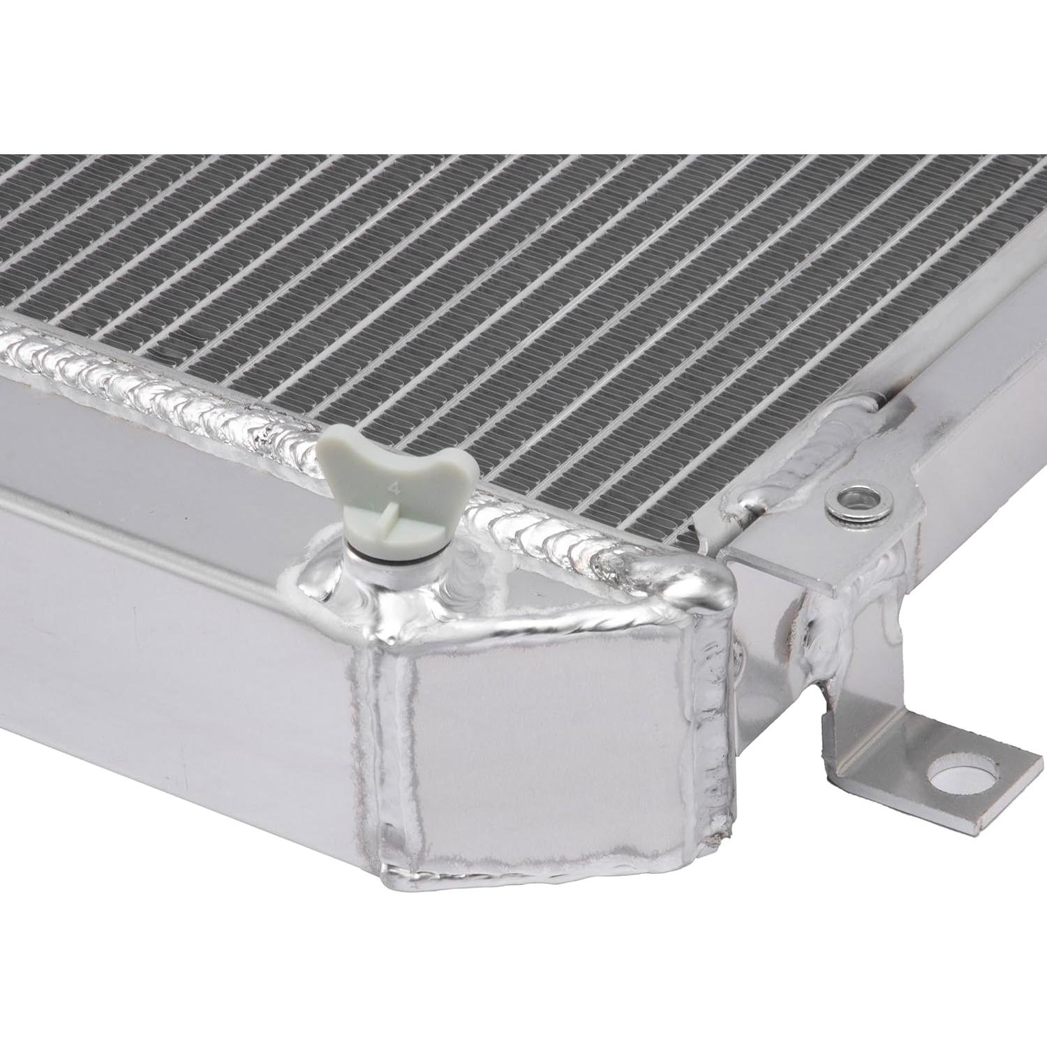 Radiador de Aluminio Completo EGINCOOLER 3 Filas Toyota Corolla 1979-1982