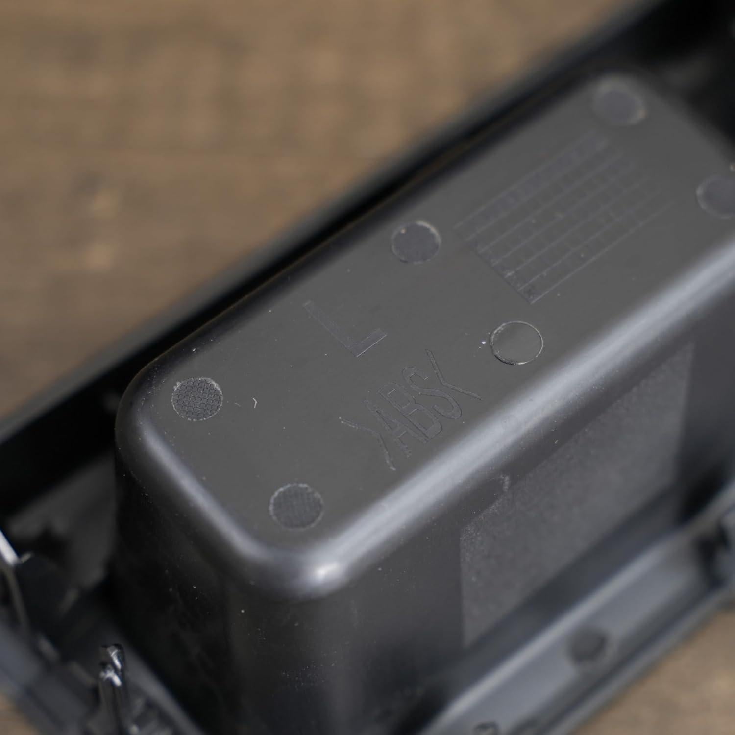 Panel de base reposabrazos ventana Rldym Toyota Yaris 2012-2014