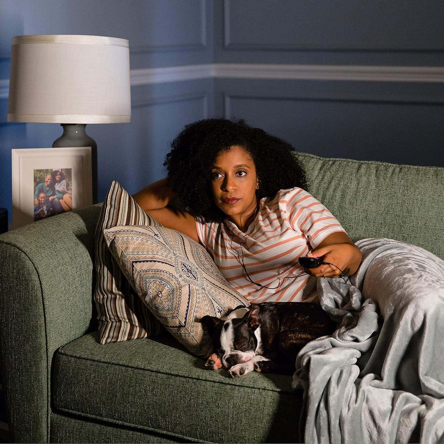 Reproductor de medios Roku Ultra 4K HDR con auriculares JBL