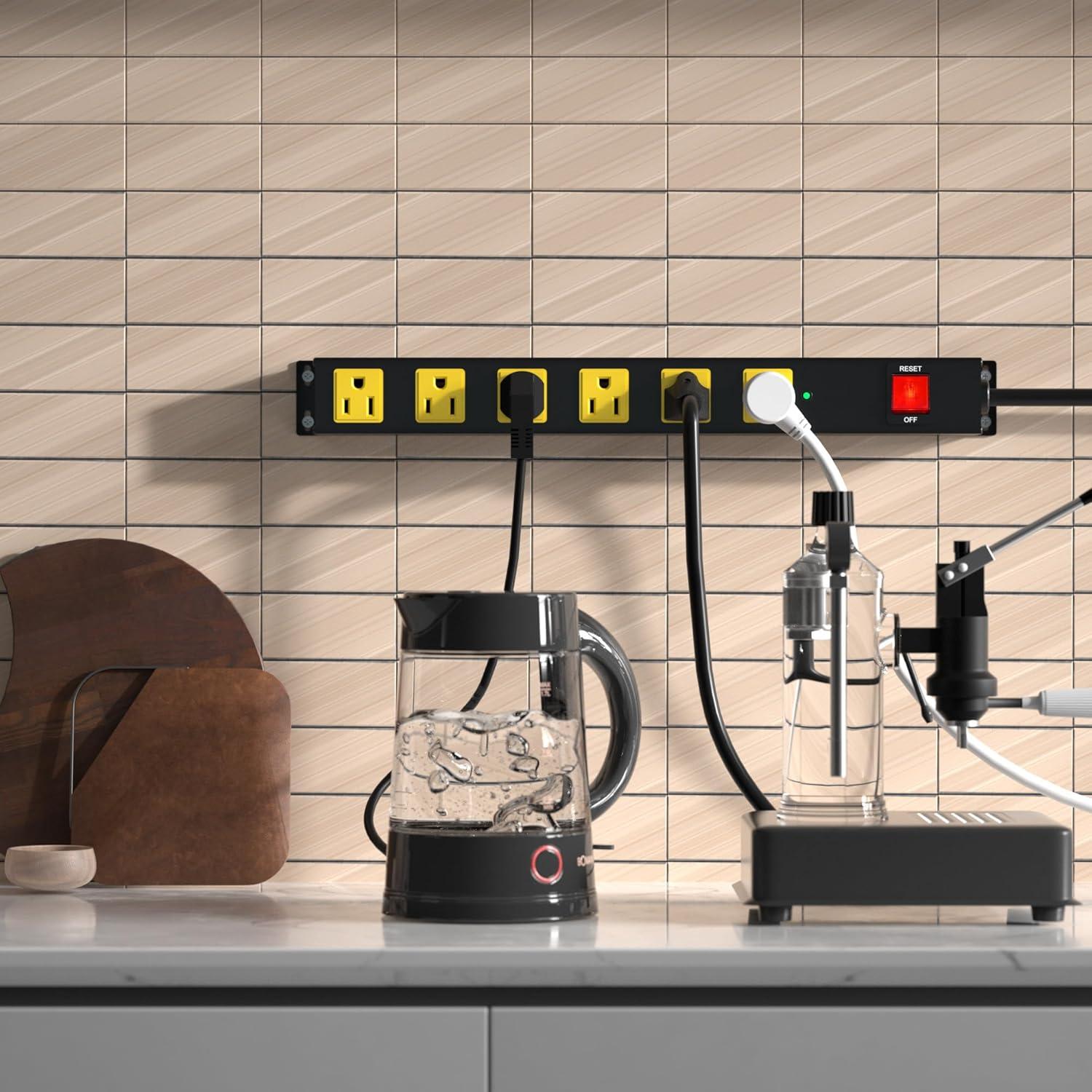 Regleta de Metal OKCHILD 6 Salidas 1.83m con Protección 2700J