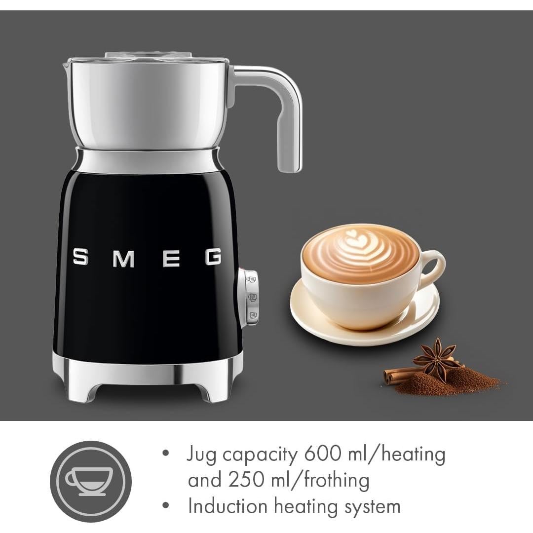 Espumador de Leche Smeg MFF01 Negro 500W Retro