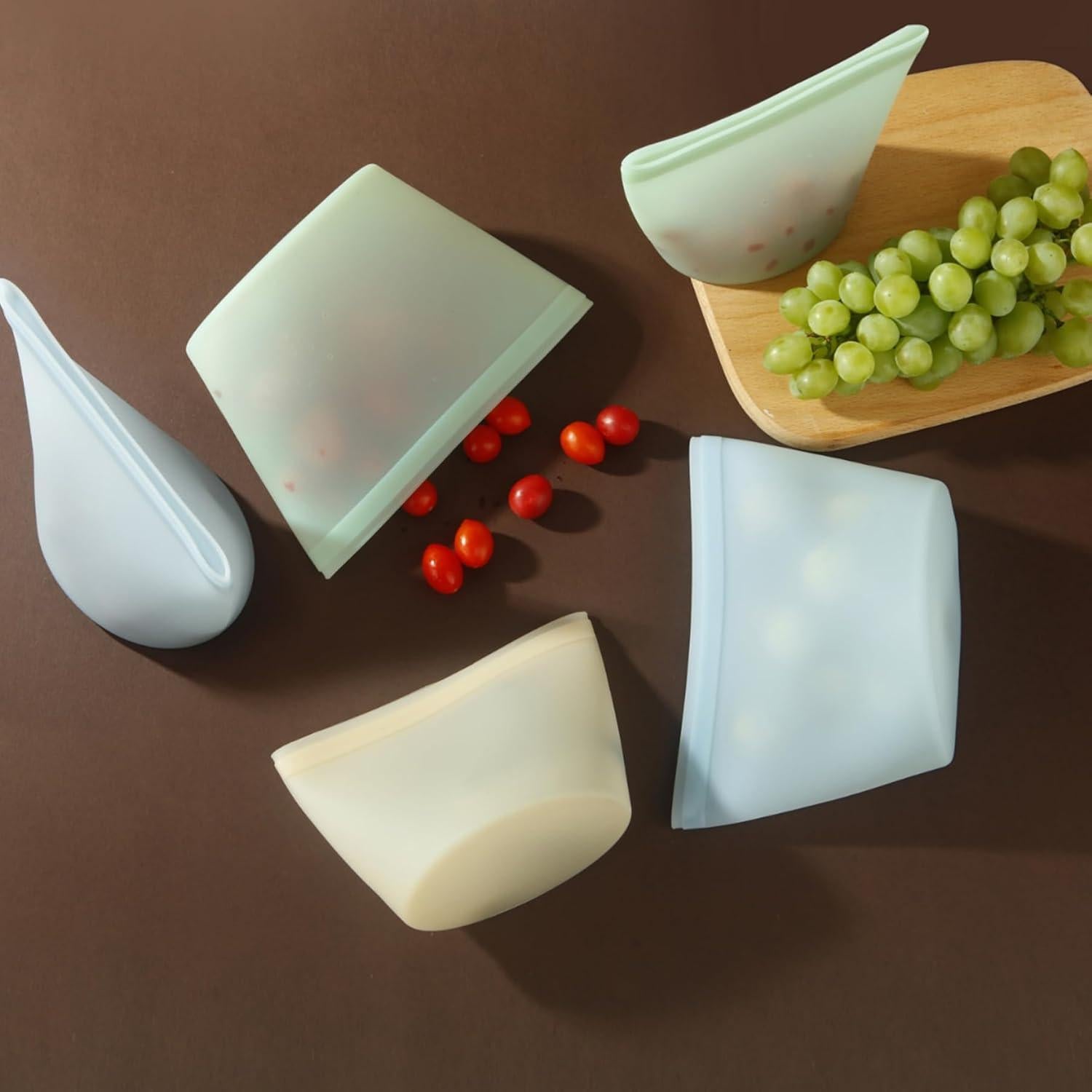 PandaEar 3 Pack Reusable Silicone Food Storage Bags, Sandwich Snack Bags Leakproof BPA Free Dishwasher Safe Food Storage Bags for Snacks, Fruits, Vegetables