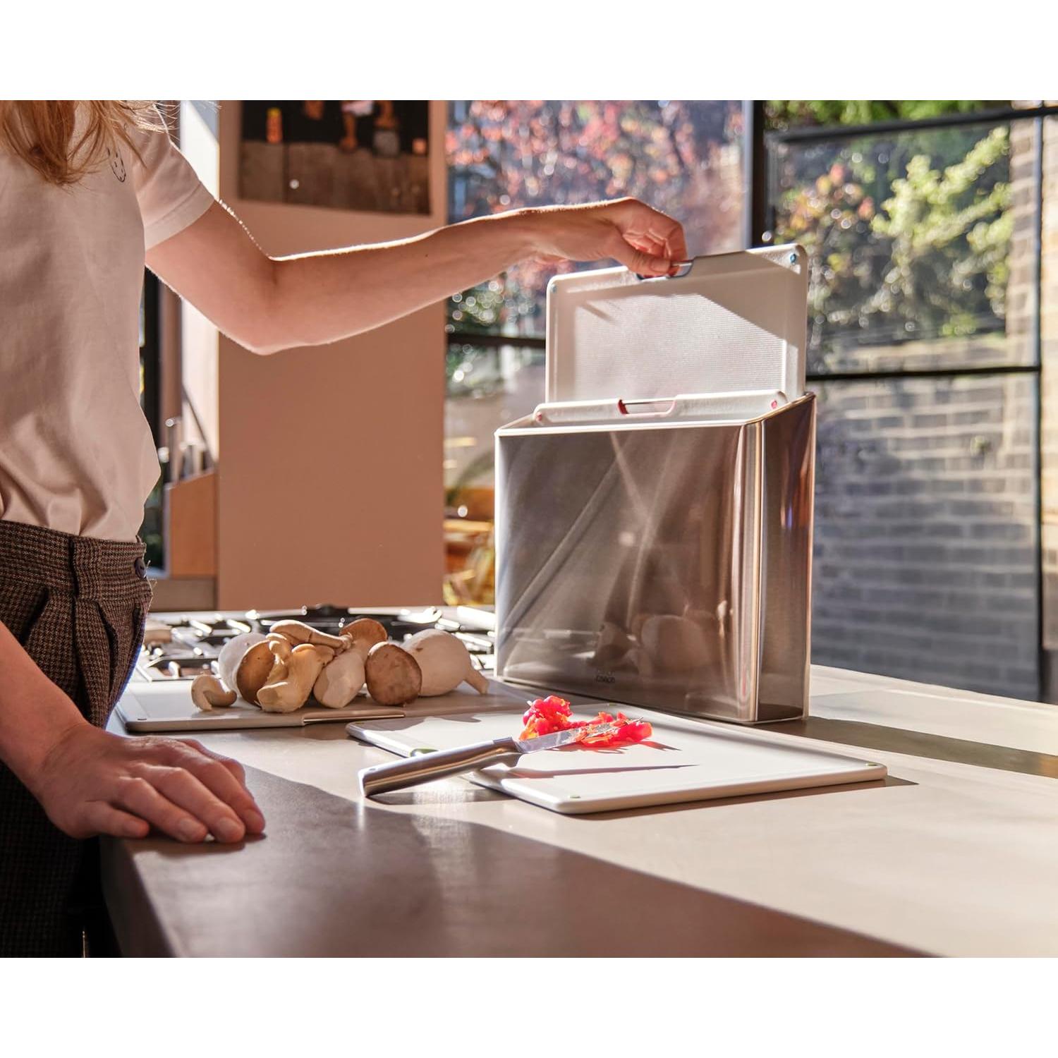 Set de 4 Tablas de Cortar Joseph Joseph con Estuche Acero Inoxidable