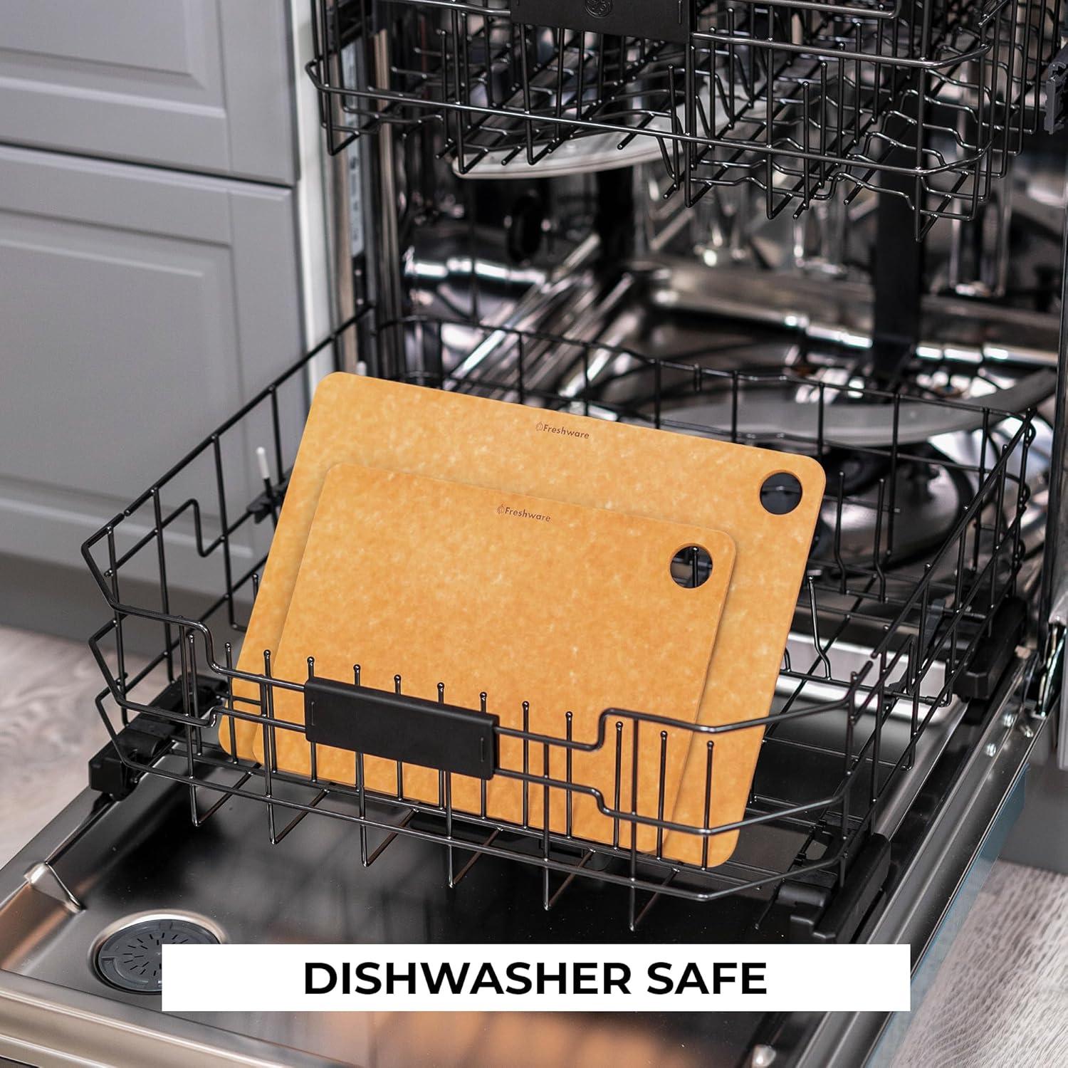 Juego de 2 Tablas de Cortar de Madera Freshware 30.48x22.86cm y 38.1x28.58cm