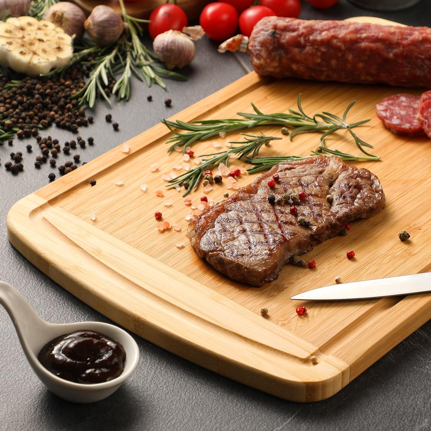 Tabla de Cortar de Bambú HIWARE 40.6x25.4 cm con Canal de Jugo