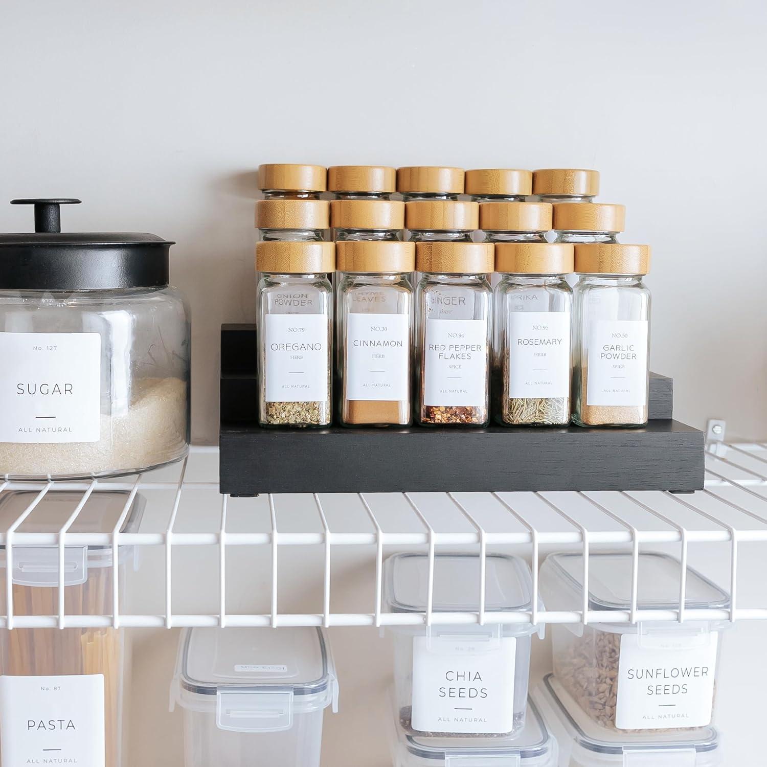 Organizador de especias expandible KitchenEdge 3 niveles 28-56 cm