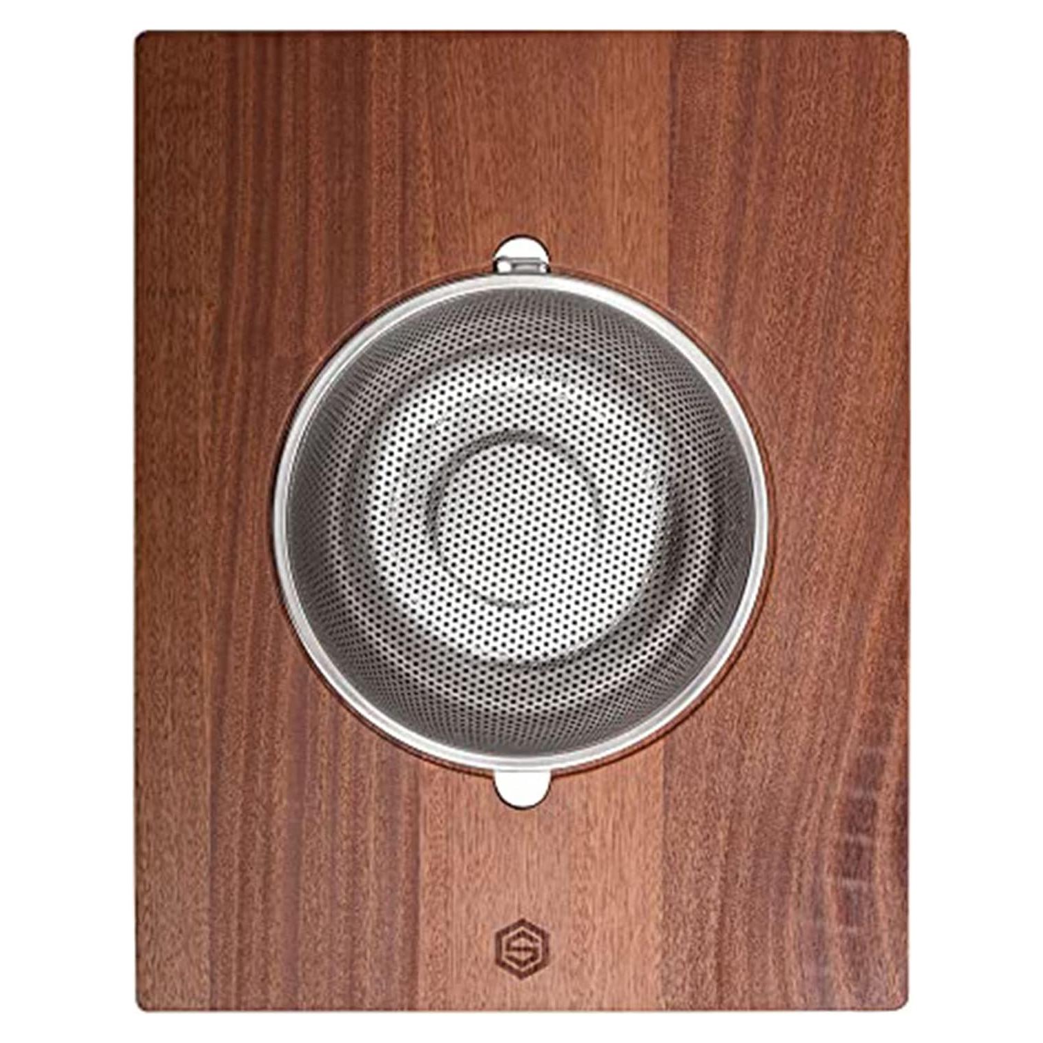 Combo Tabla de Cortar Madera y Colador Strictly Sinks 44x35cm