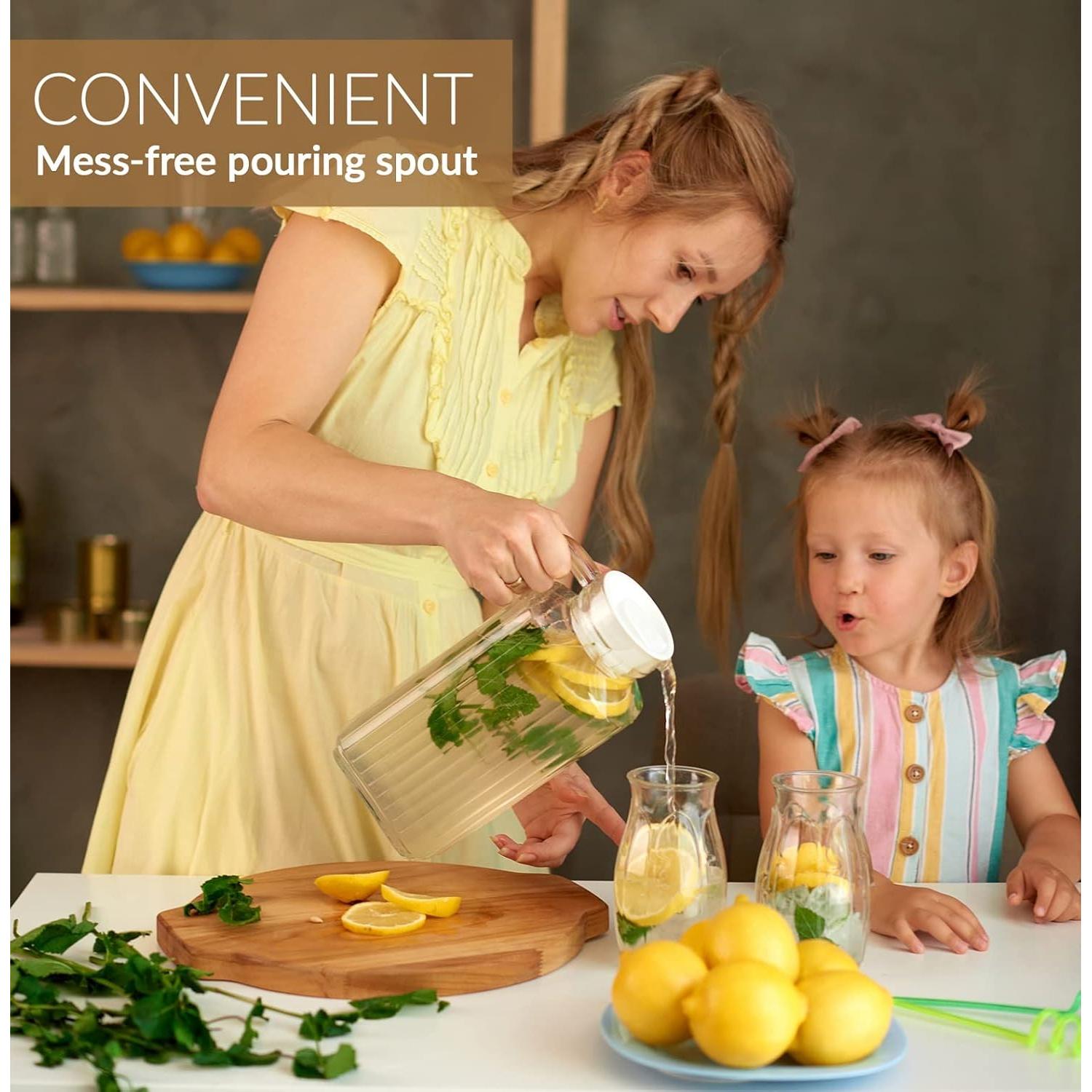 Juego de 2 Jarras de Vidrio Marbelous 1634ml con Tapa