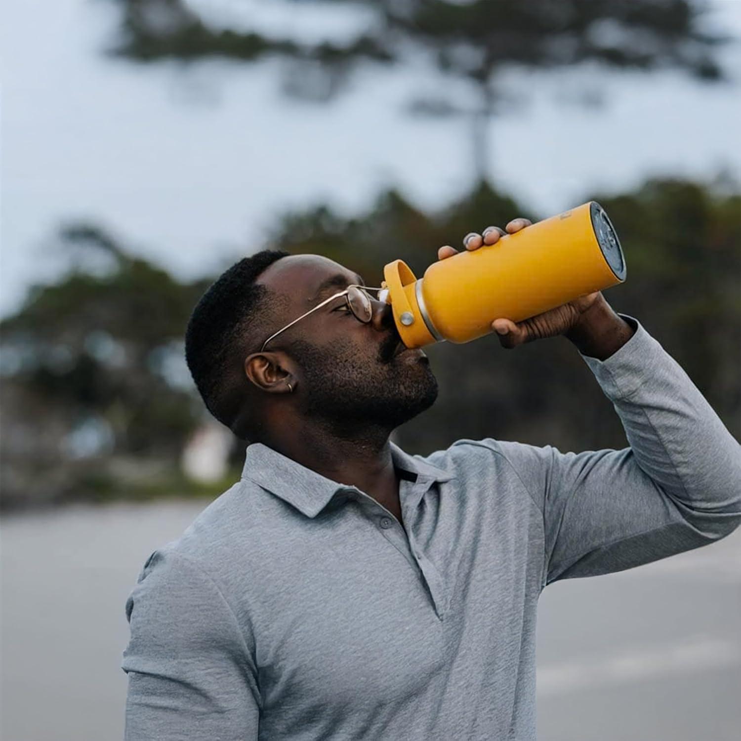 Botella Outback RTIC 0.95L Acero Inoxidable Aislada Grafito