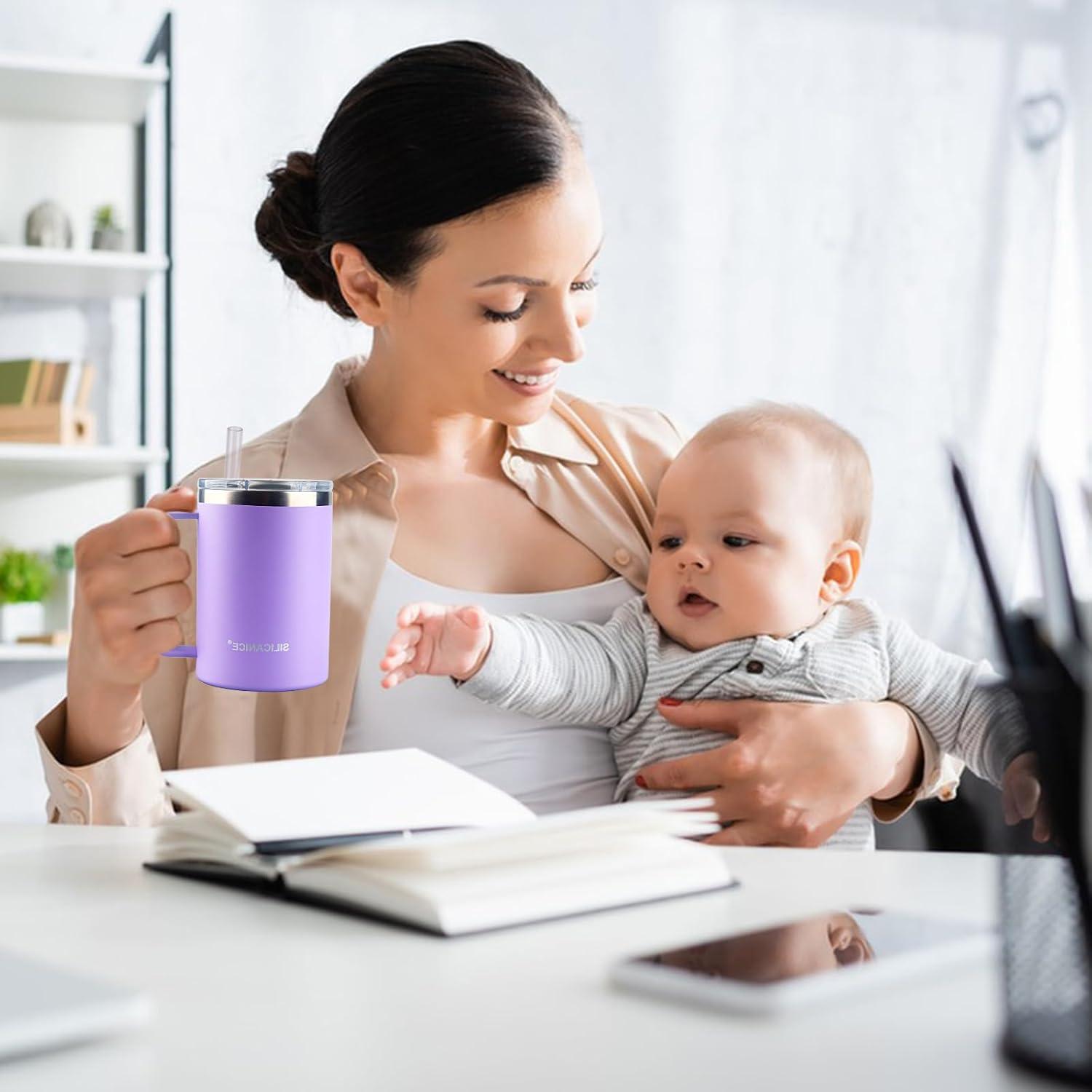 Taza de café aislada SILICANICE morada 396.9 ml con tapa