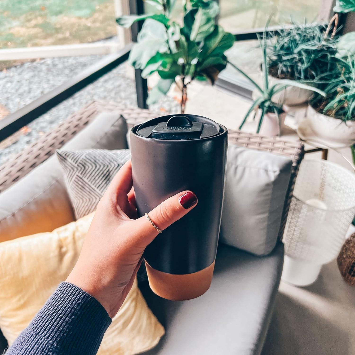 Taza de Viaje Mora Cerámica Doble Pared 414 ml Aislada