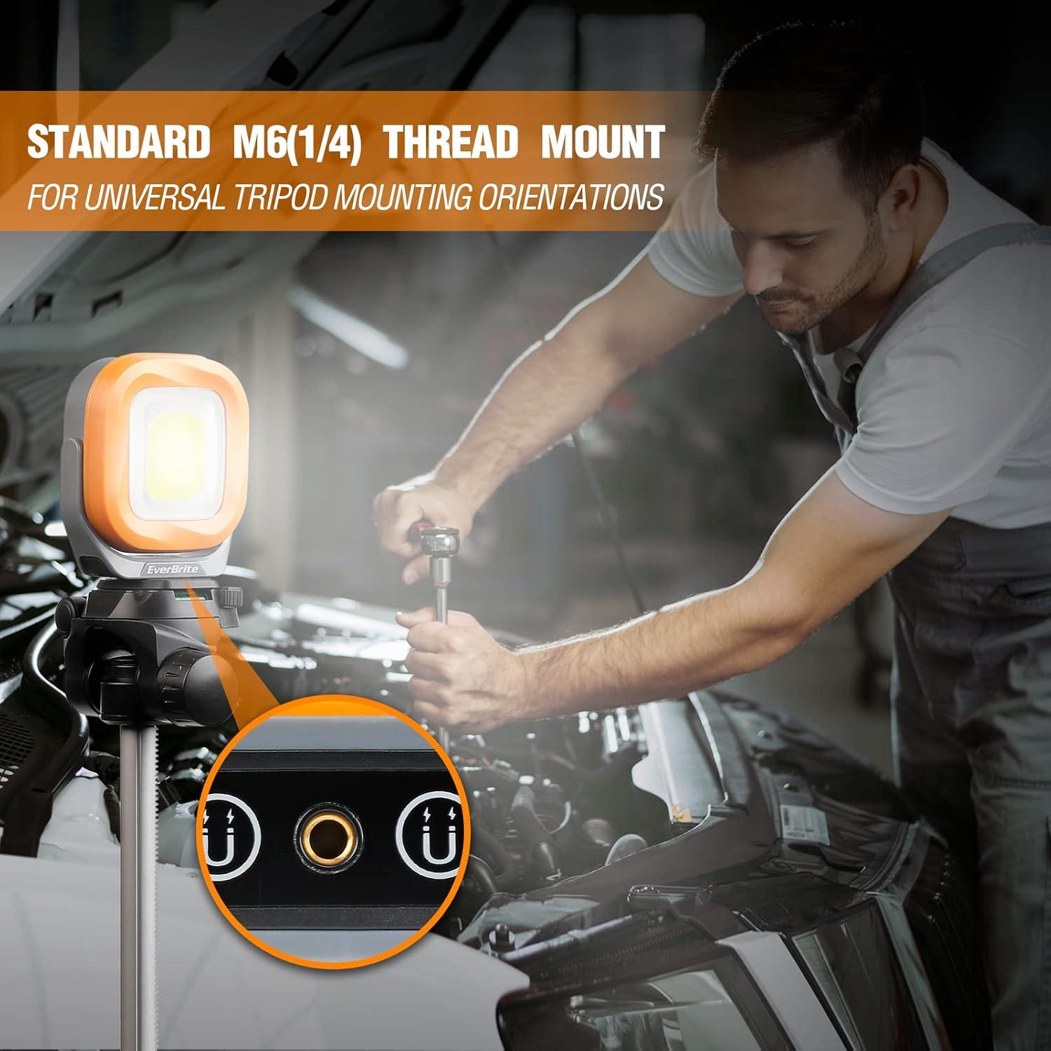 Luz de Trabajo LED Recargable EverBrite 1000 Lúmenes Naranja