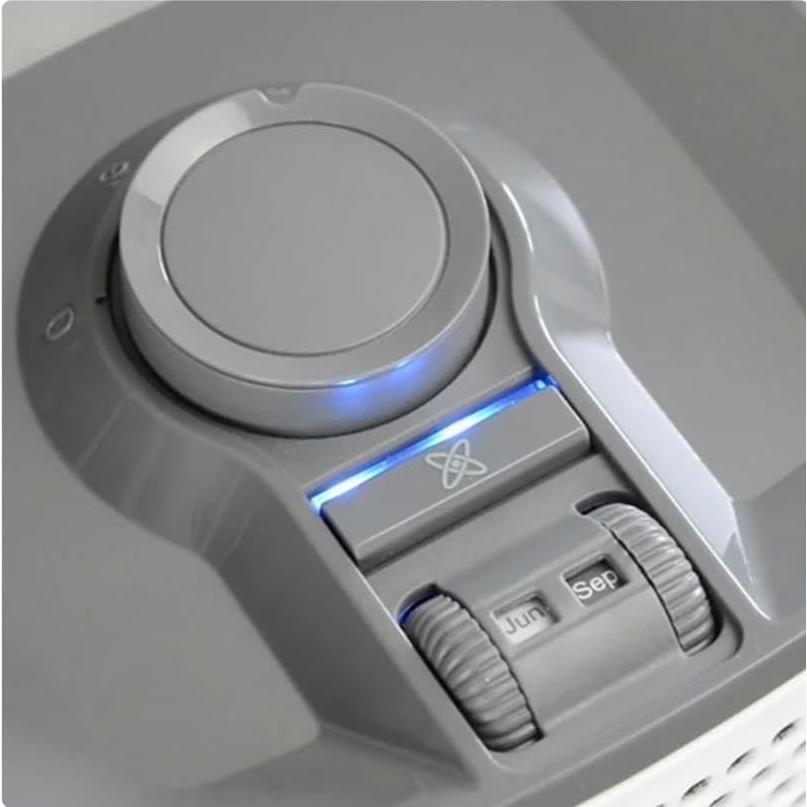 Purificador de Aire Bionaire True HEPA Mini Tower 3 Etapas 15.2 m²