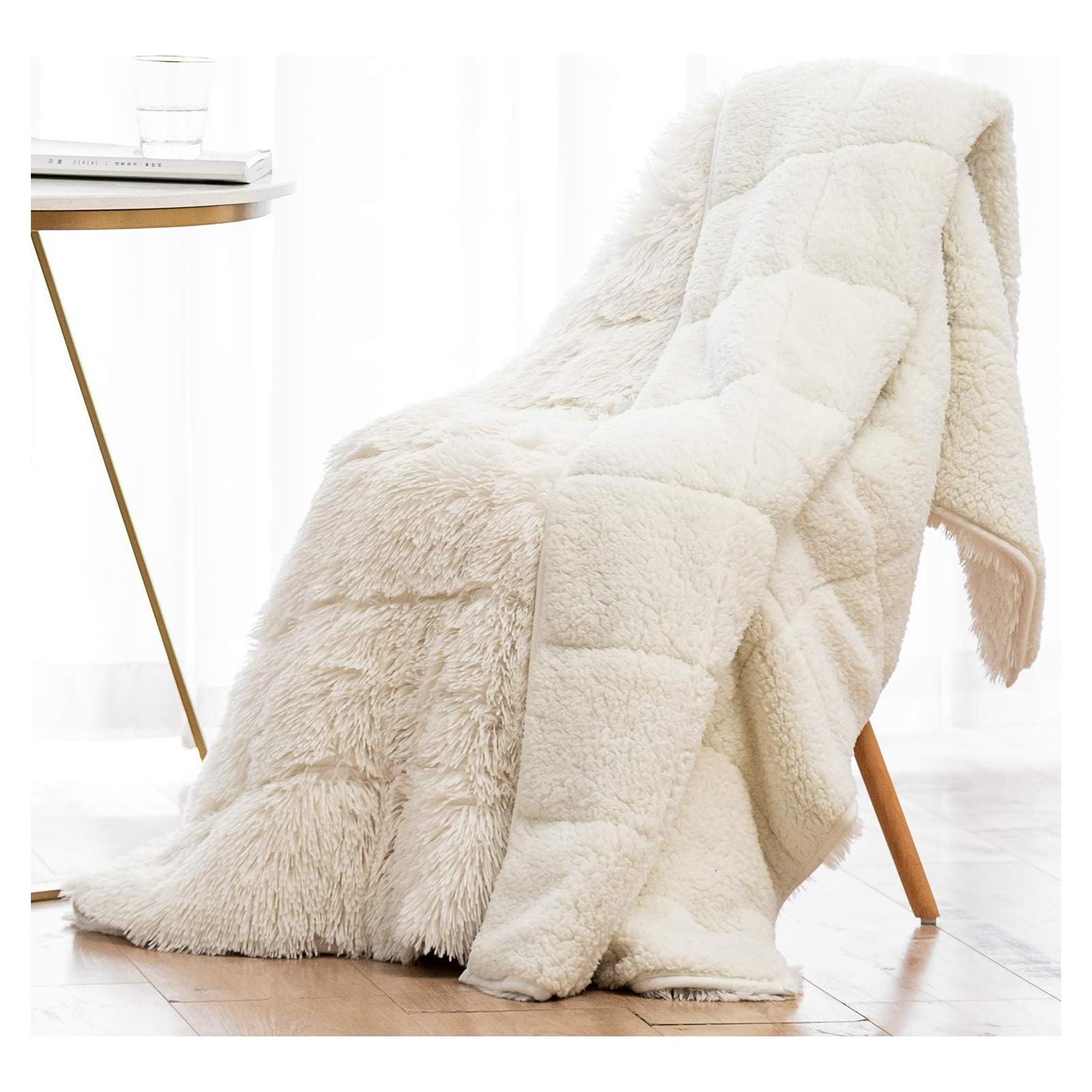 Manta con peso Wemore 6.8kg Sherpa 121.9x182.9cm Crema