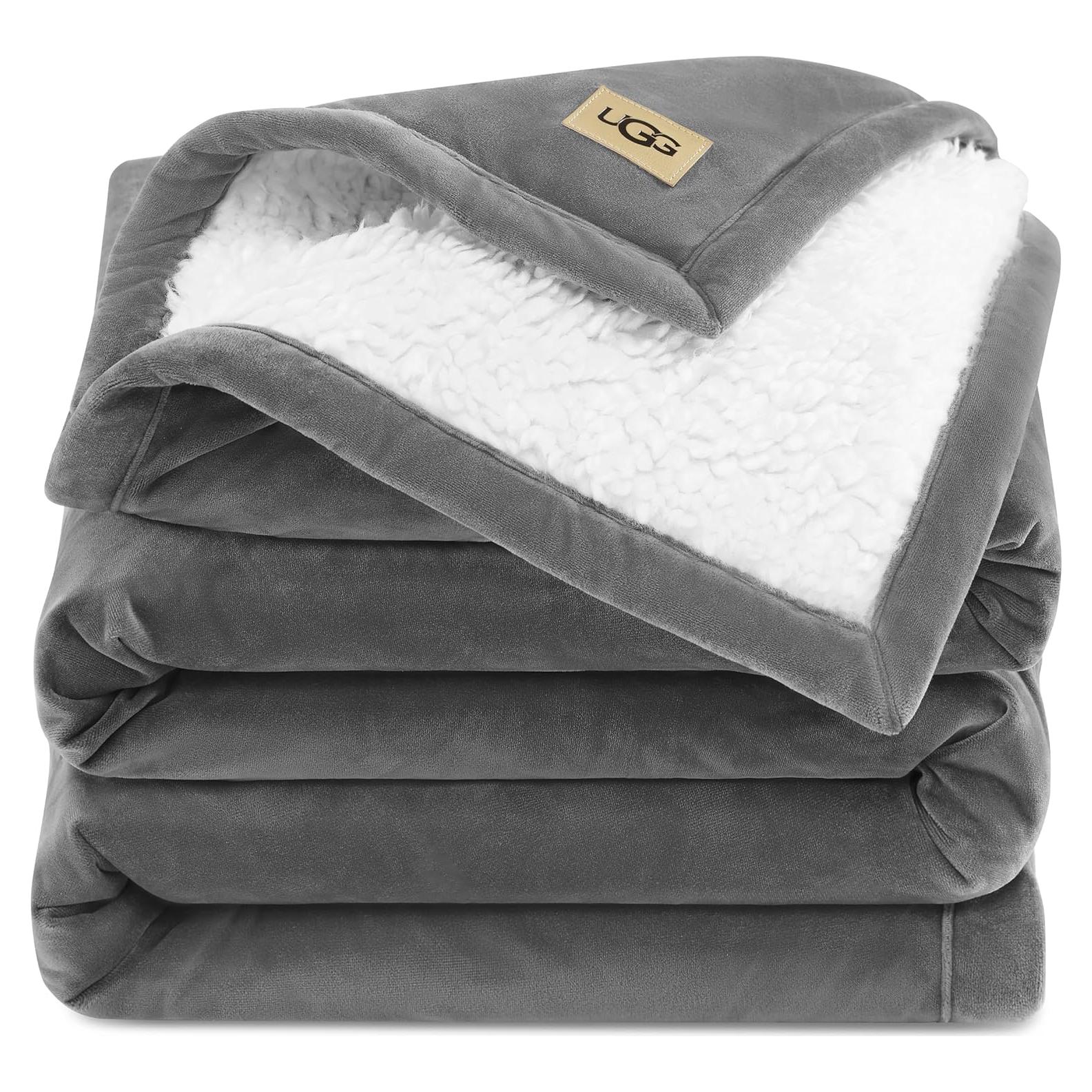 Manta UGG Bliss Sherpa Reversible 127x177 cm Gris