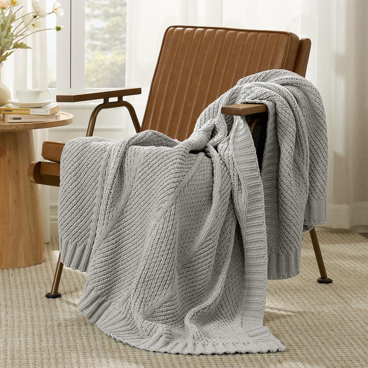 Manta de Chenille Tejida Chevron Amelie Home 127x152cm Gris Claro