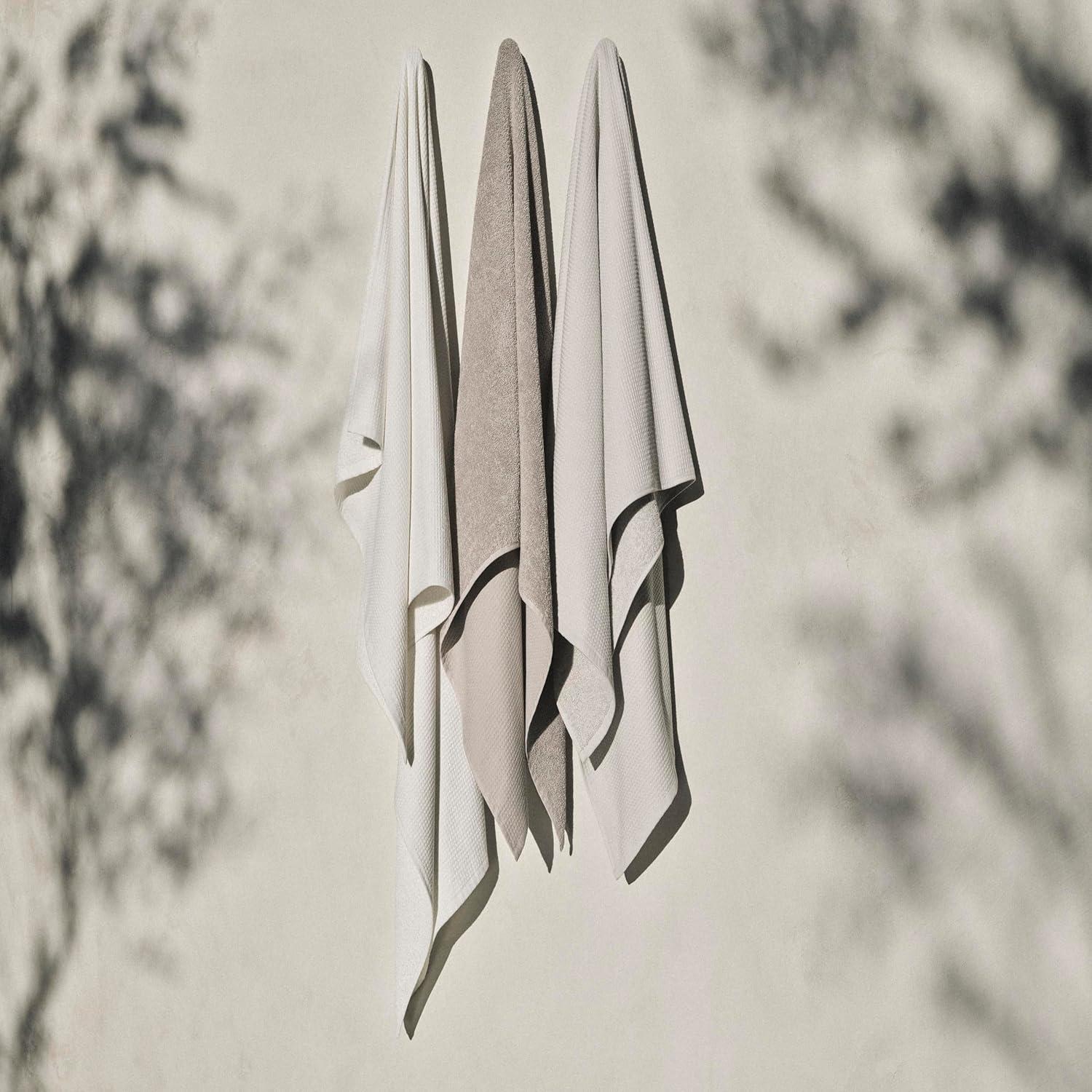 Juego de Toallas de Baño Calvin Klein 100% Algodón Gris 3 Piezas