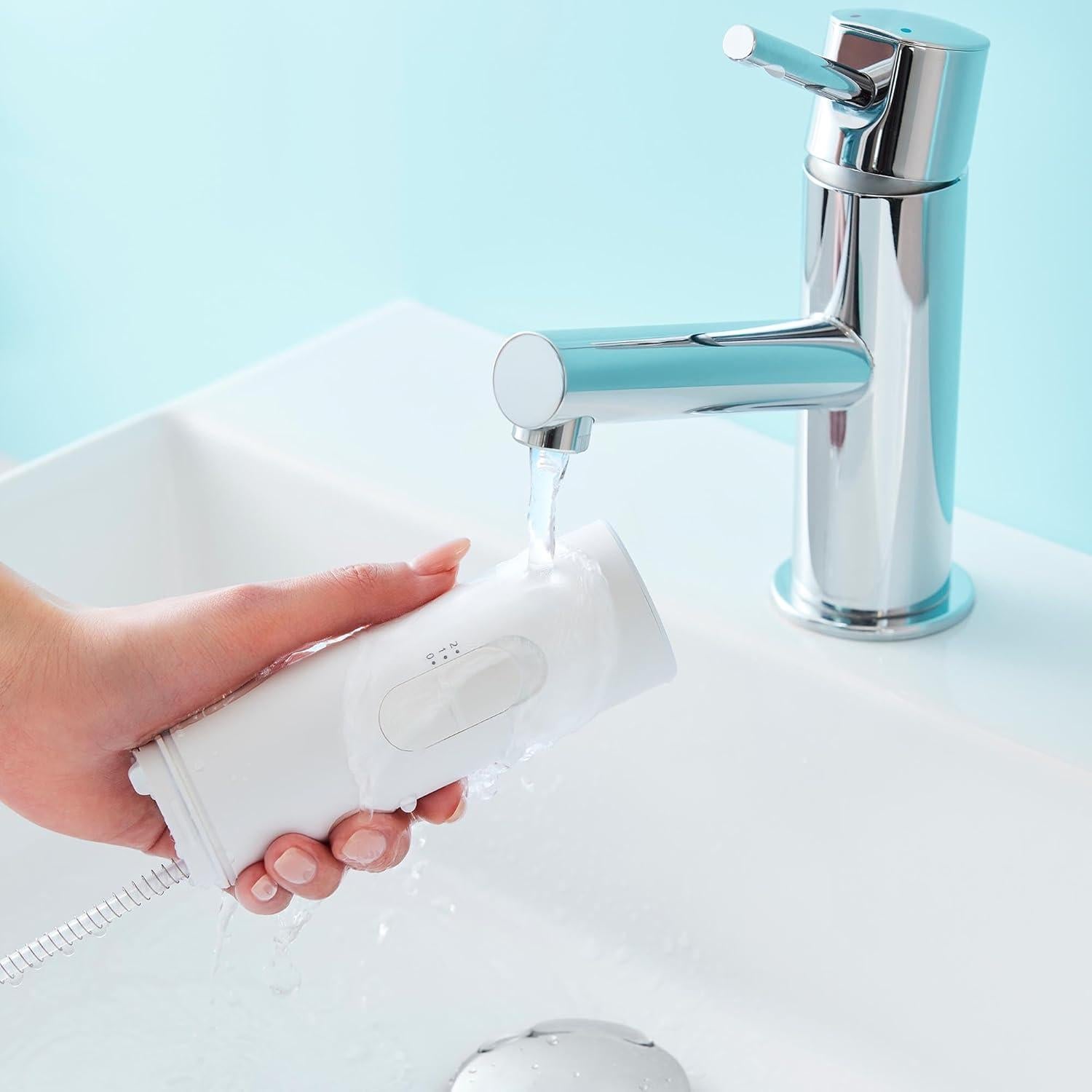 Irrigador Dental Portátil Panasonic EW-DJ11-A con Tanque Plegable