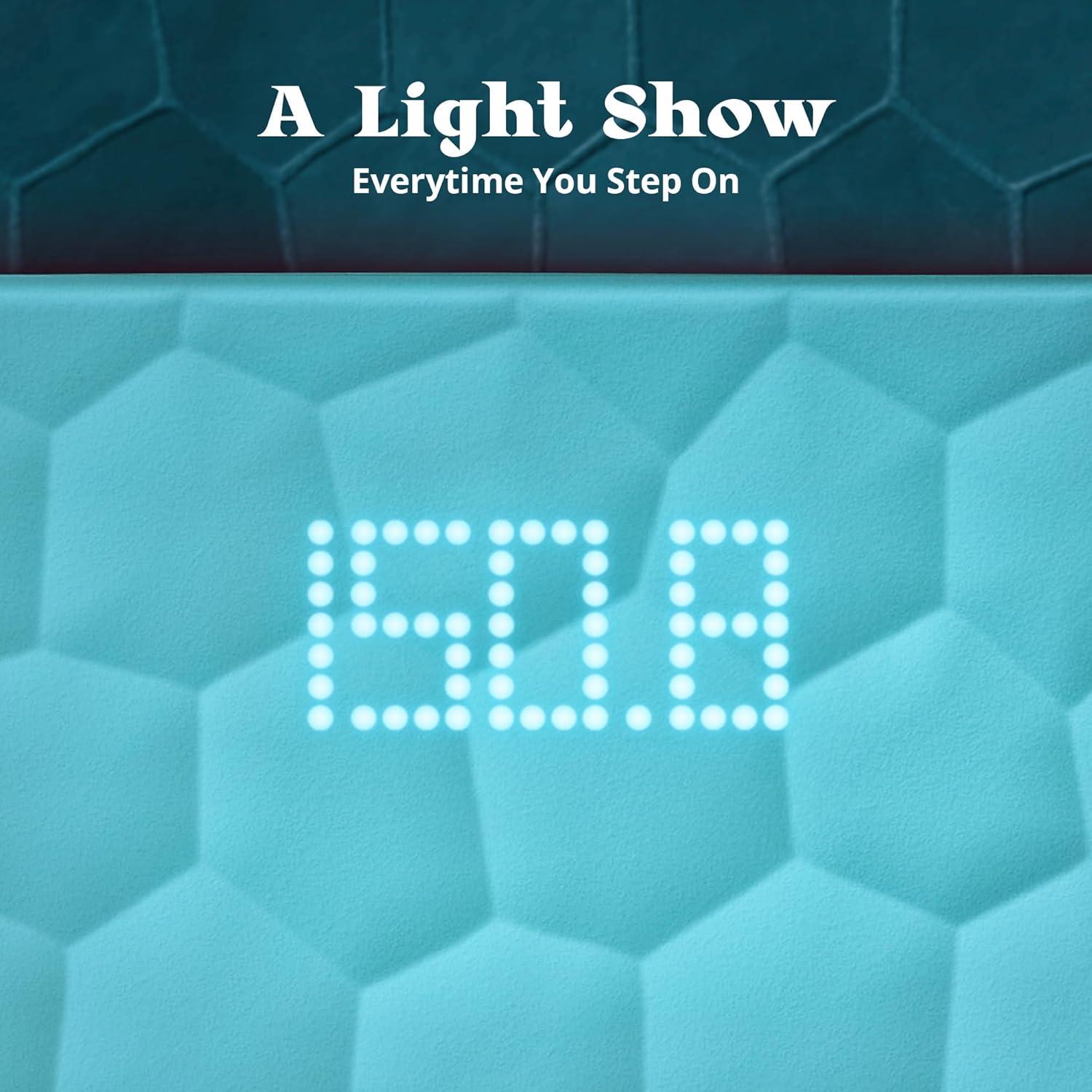 Báscula de baño digital Greater Goods con cubierta de silicona