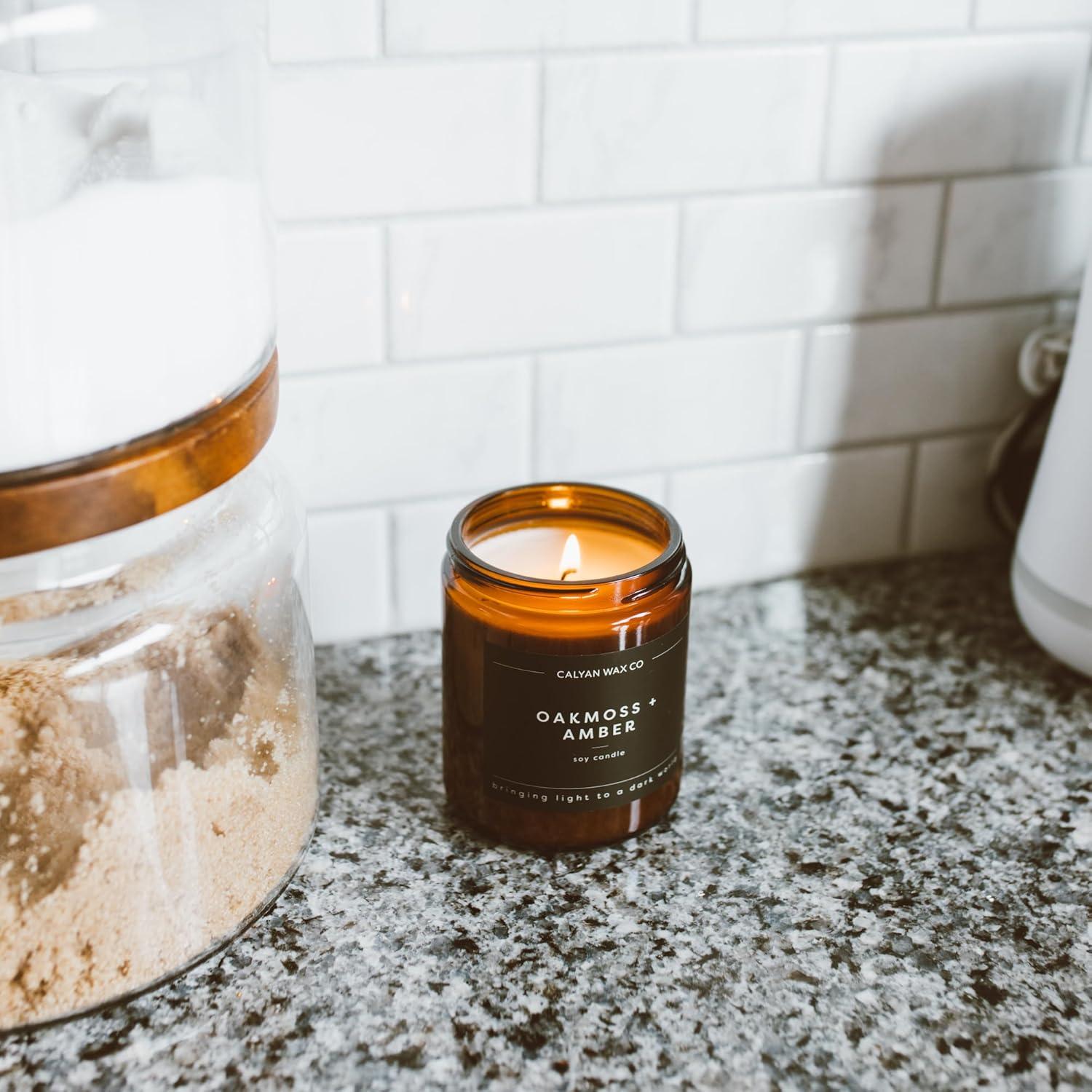 Vela Aromática Calyan Wax Co. Pomelo + Flora 204g 57h