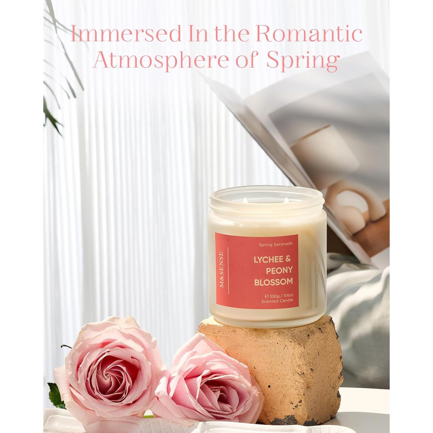 Vela Aromática M&SENSE Lichi, Peonía y Durazno 329.5g