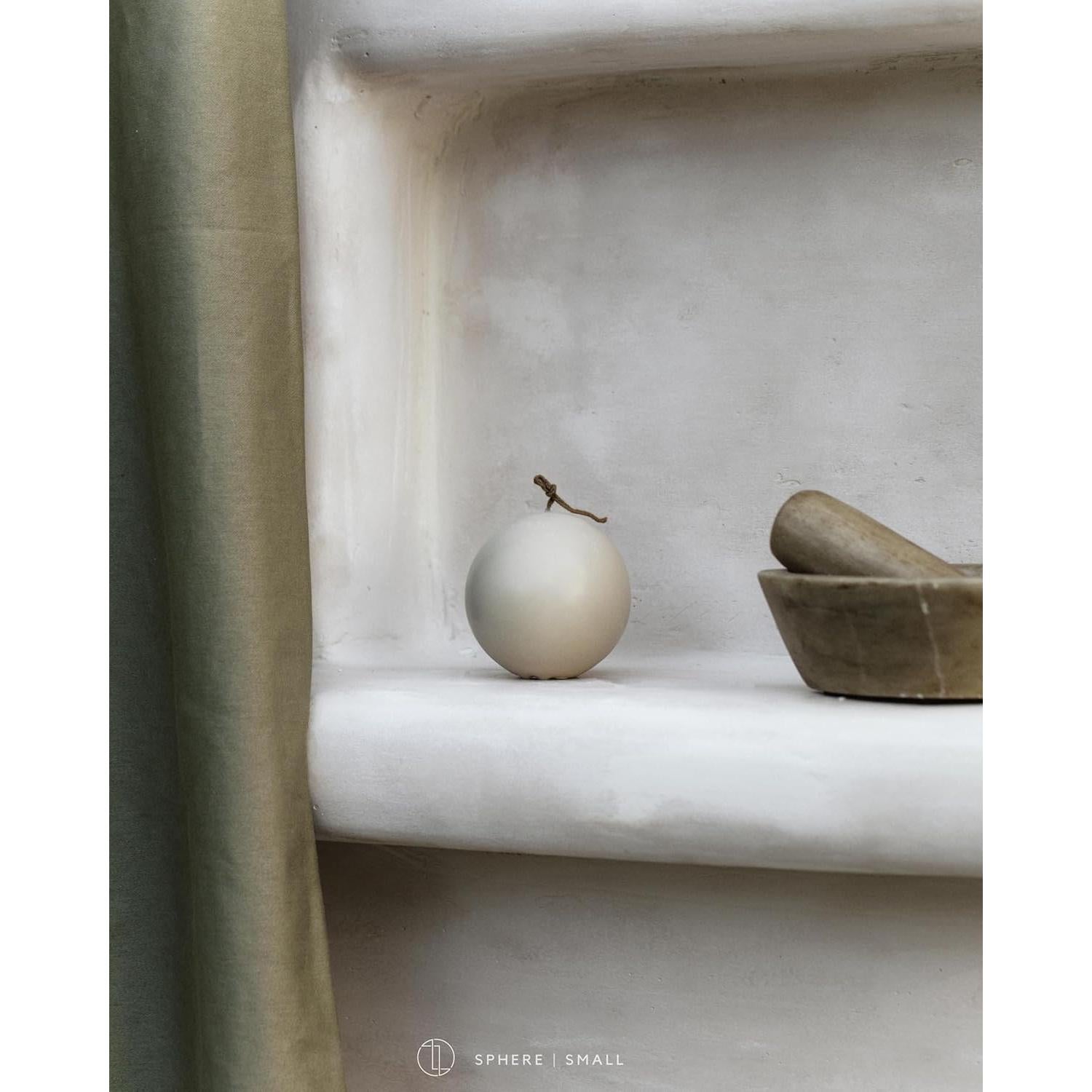 Vela Esférica LAWA - Cera de Soja Aromática 7.6cm Beige