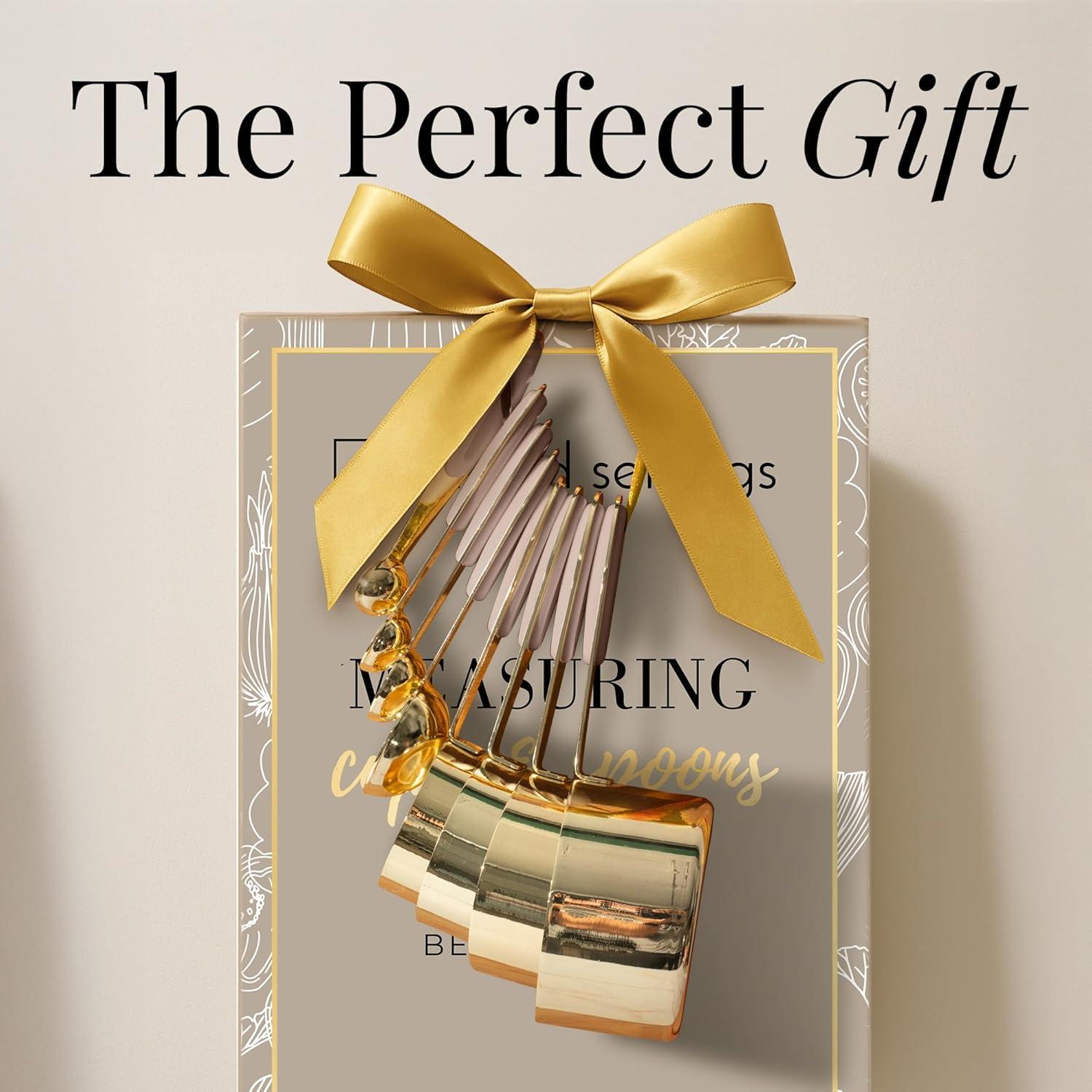 Juego de Tazas y Cucharas Medidoras Doradas 8 Piezas - Styled Settings